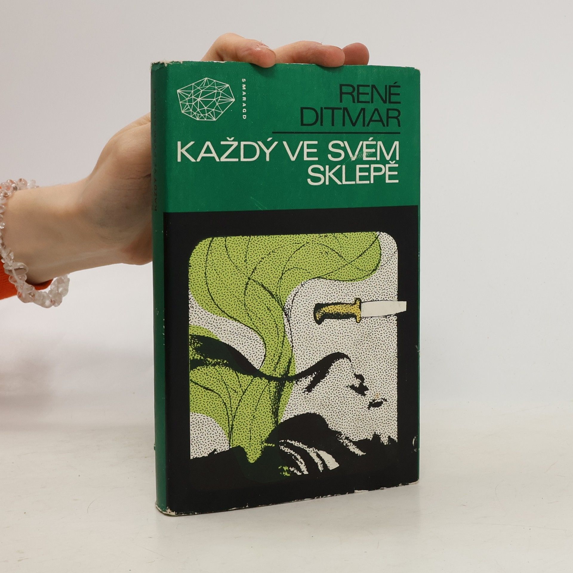 Každý ve svém sklepě