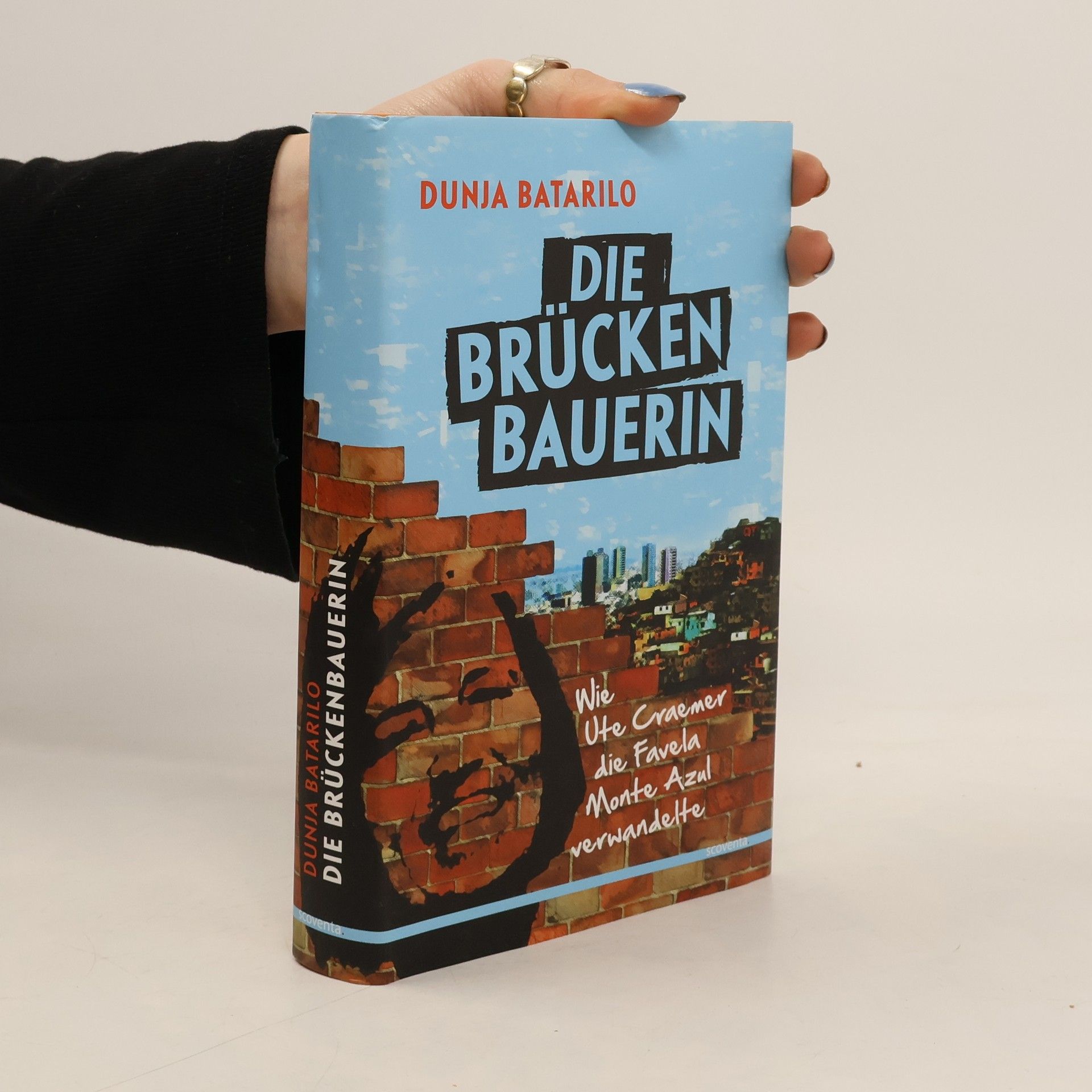 Die Brückenbauerin