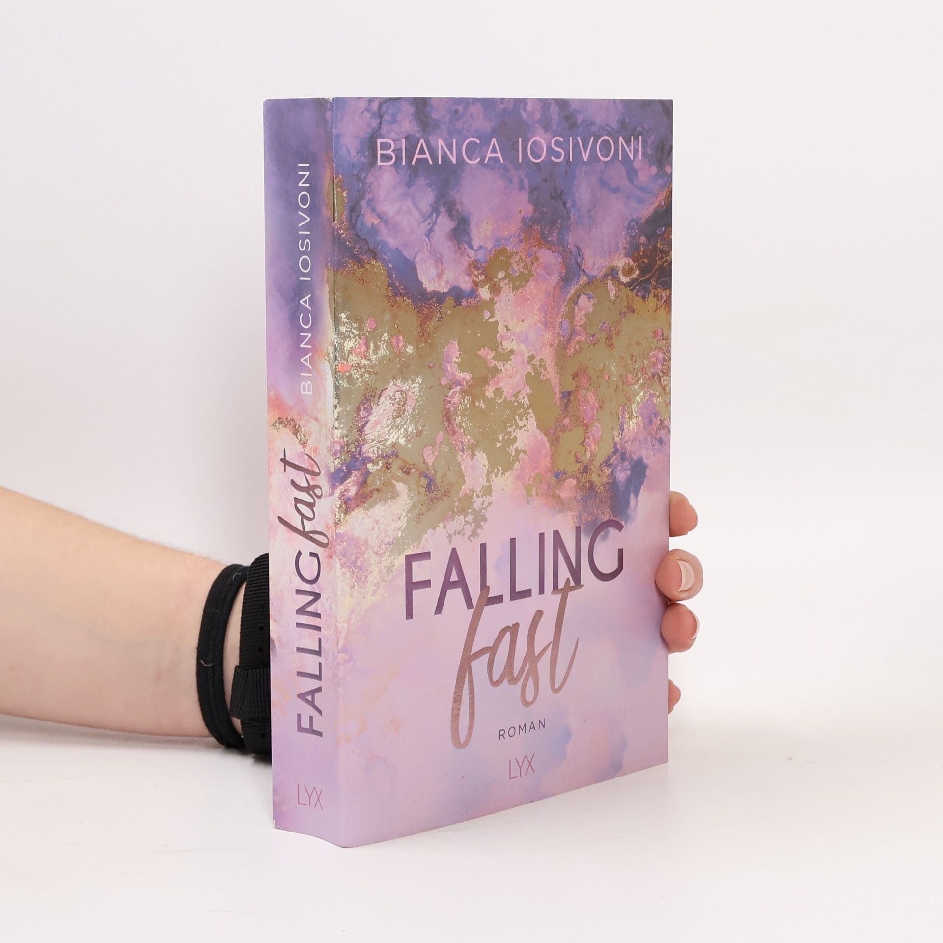 Bianca Iosivoni Falling fast