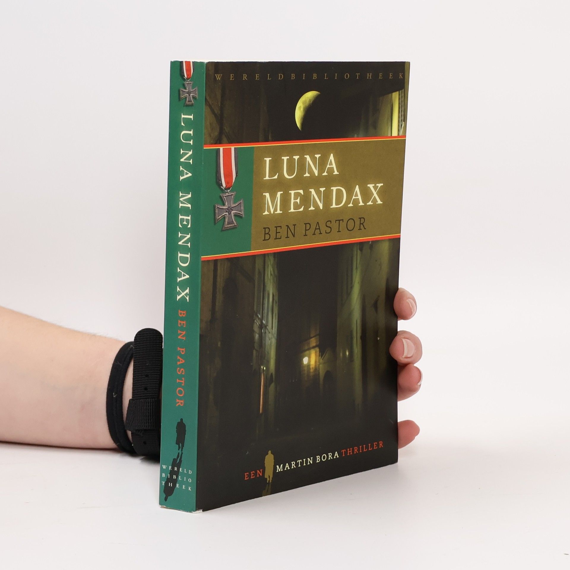 Pastor Ben Luna Mendax