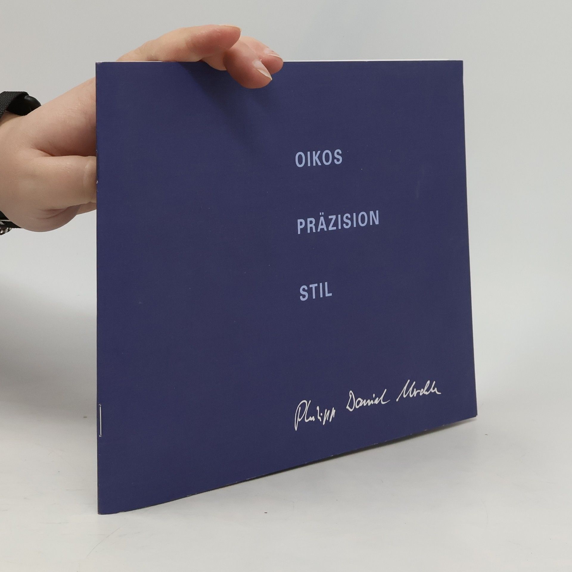 Daniel Merckle Oikos, Präzision, Stil