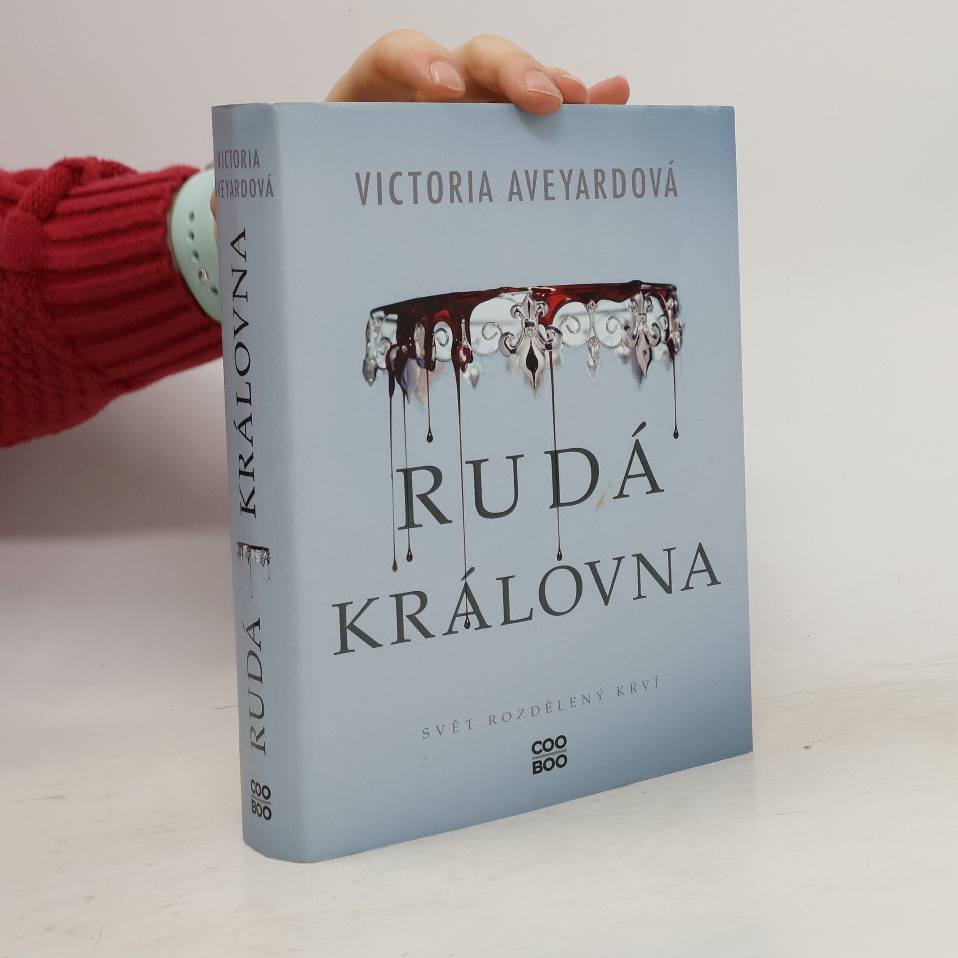 Victoria Aveyard Rudá královna