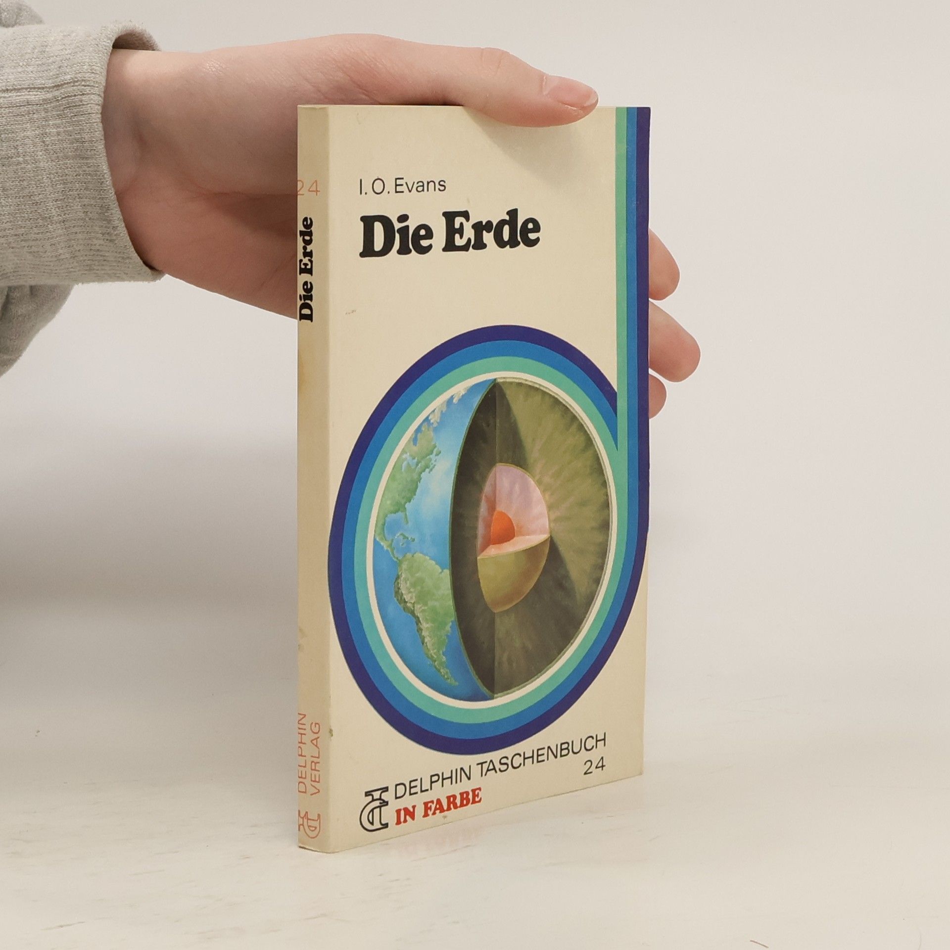 Idrisyn O. Evans Die Erde