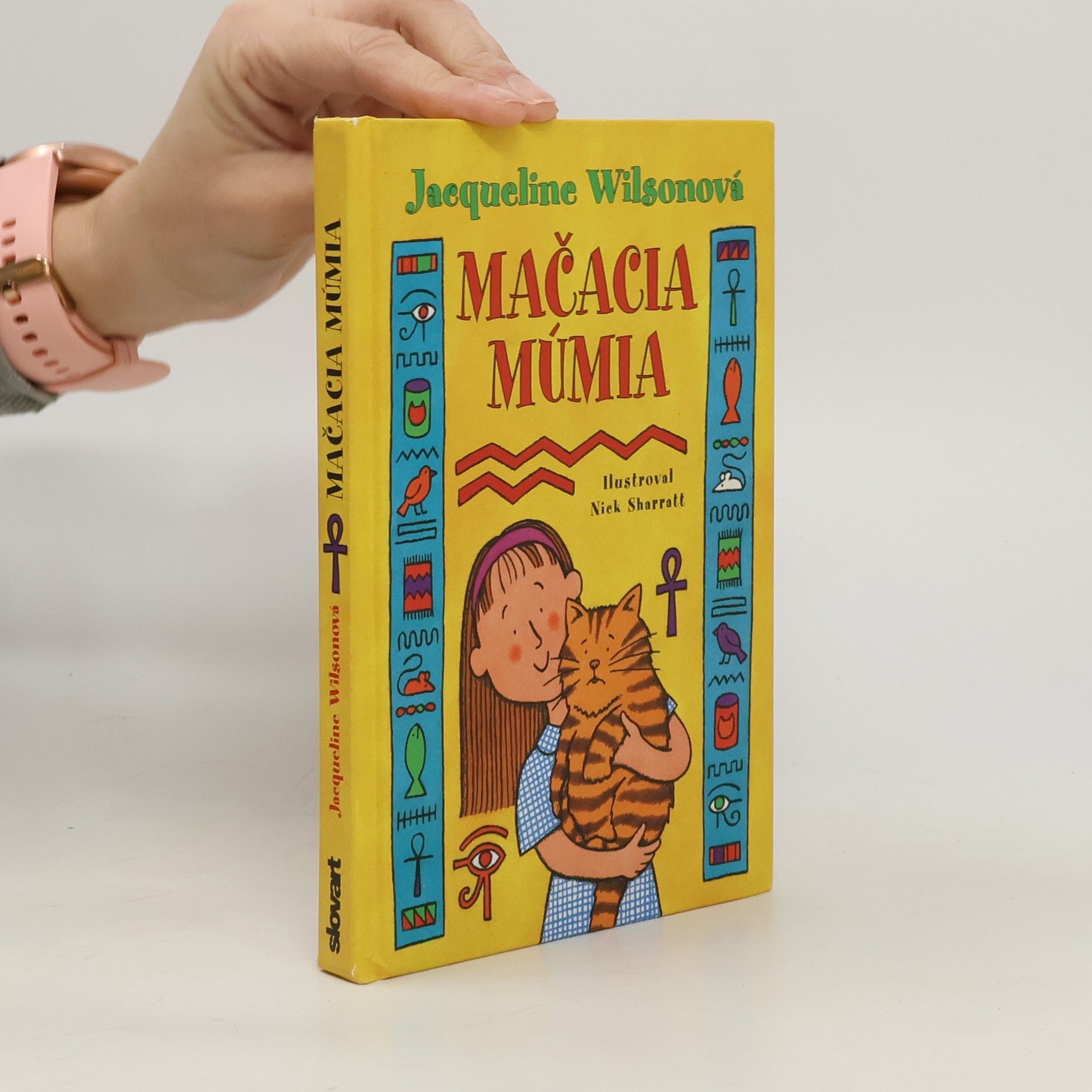 Jacqueline Wilson Mačacia múmia