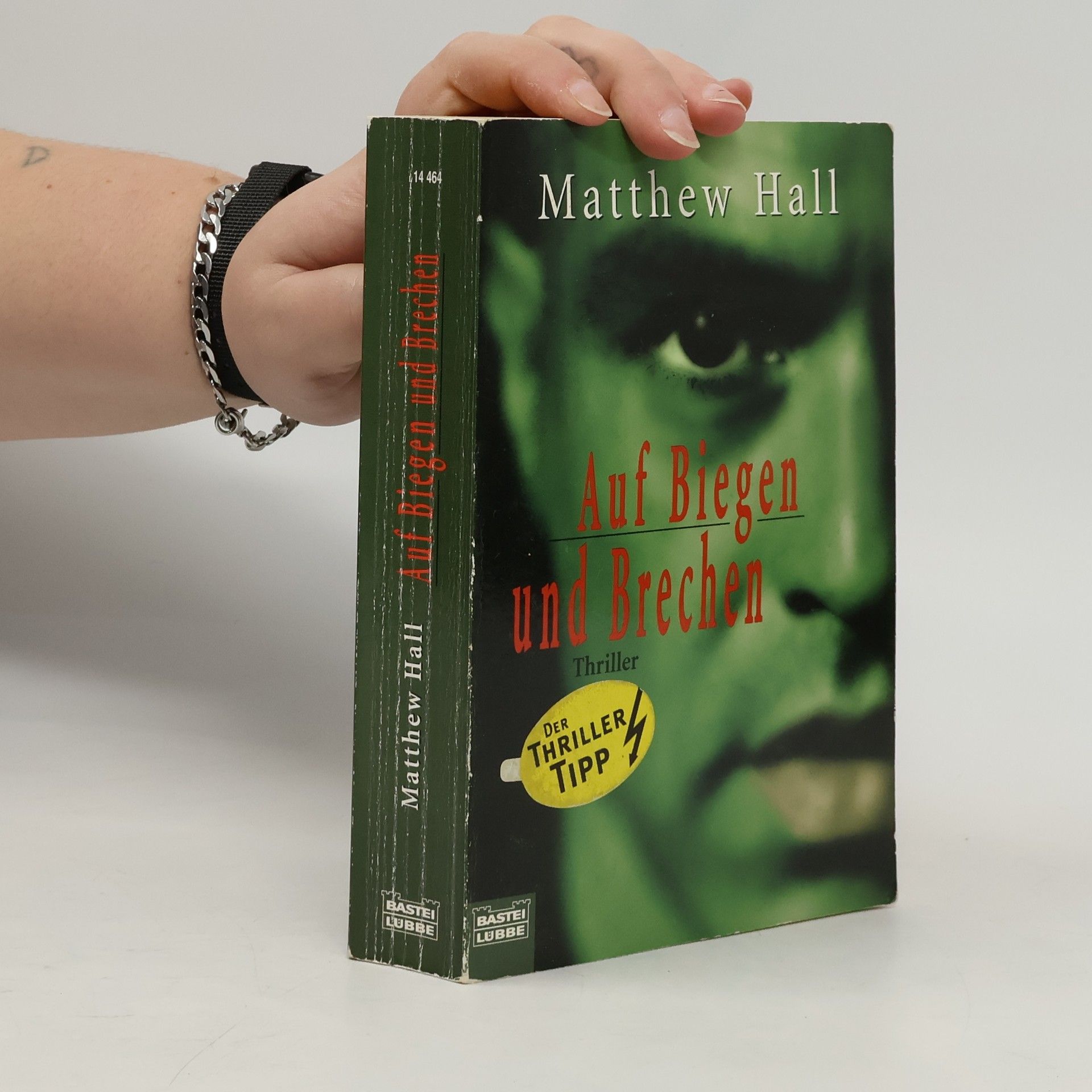 M. R. Hall Auf Biegen und Brechen