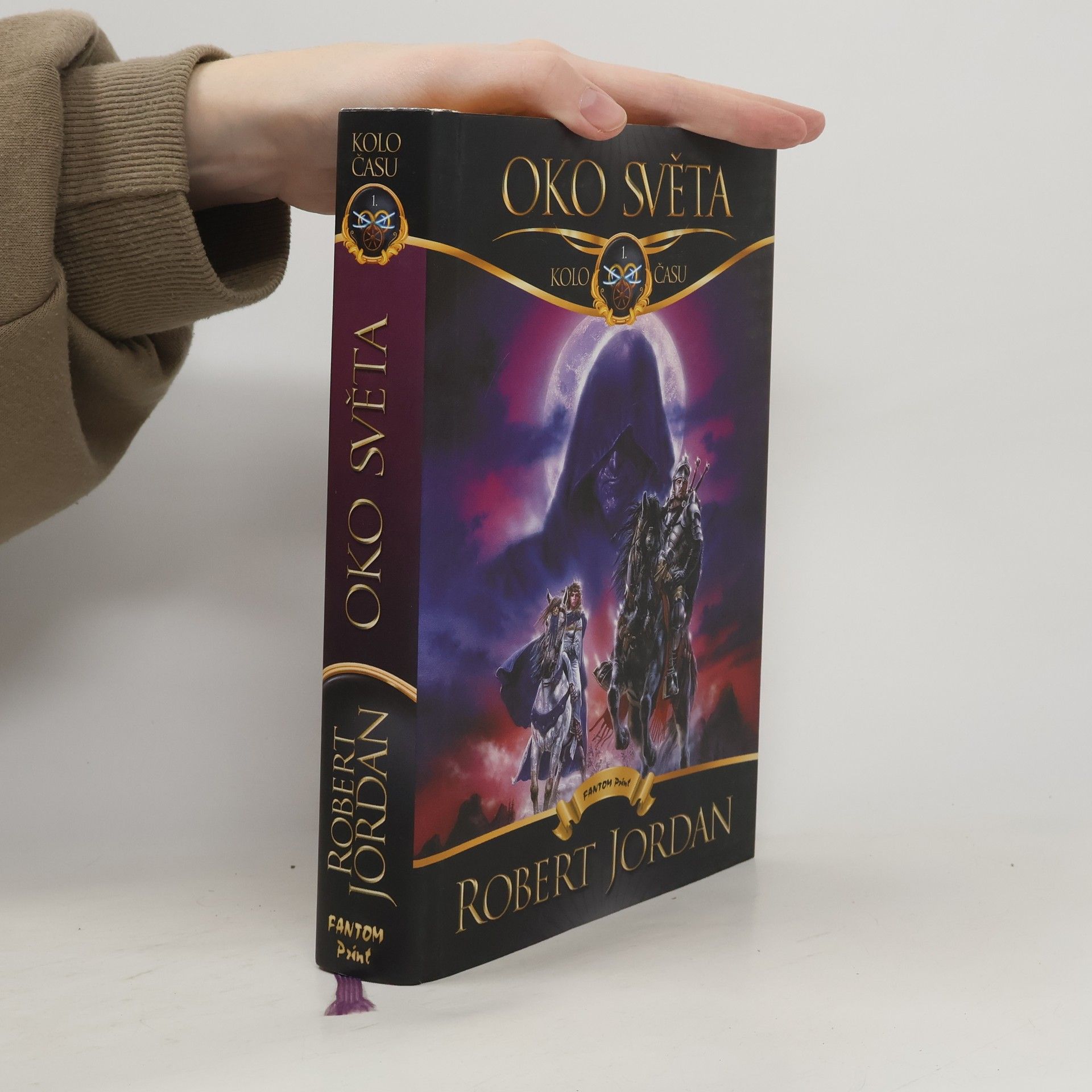 Robert Jordan Kolo času 1. Oko světa