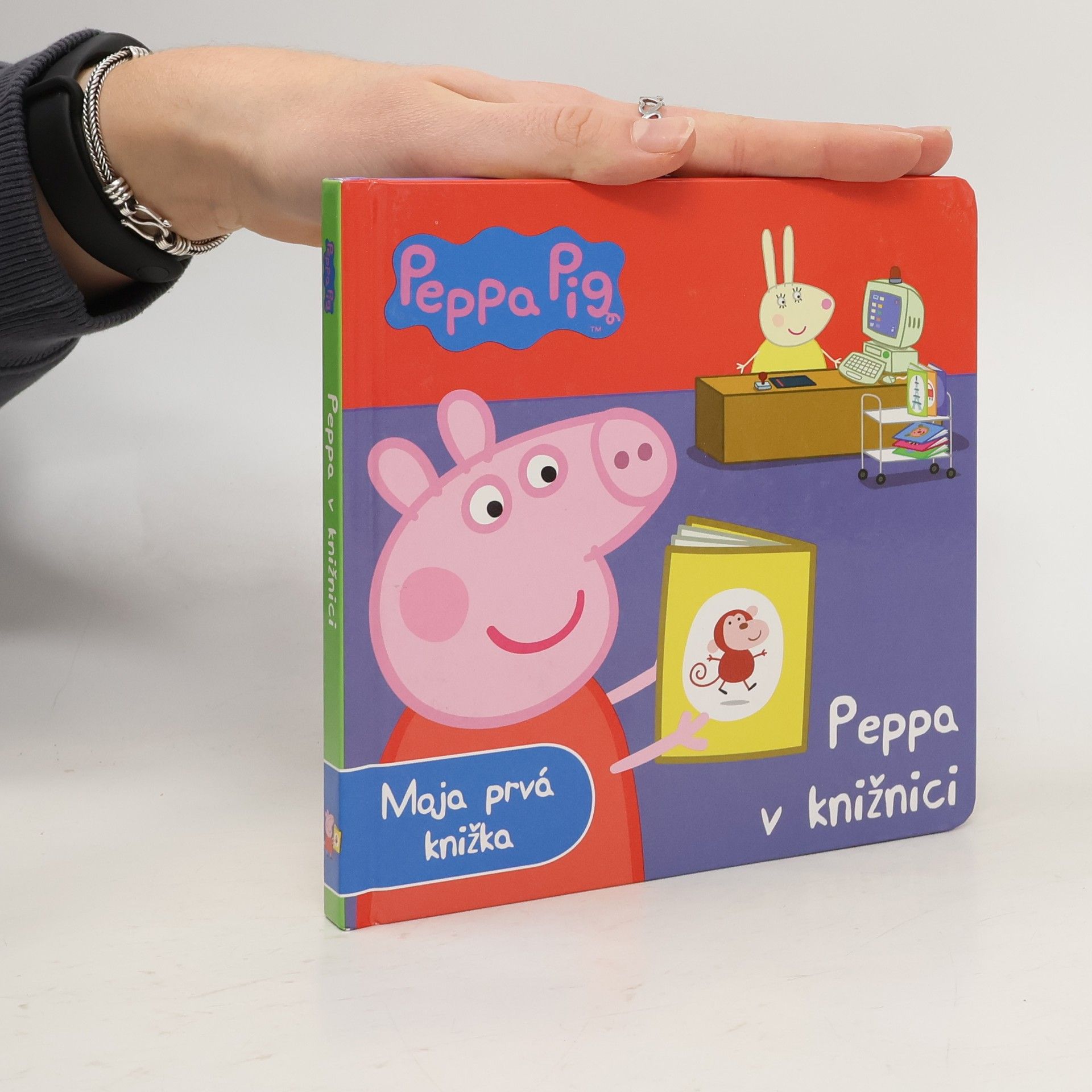 Autores varios Peppa v knižnici