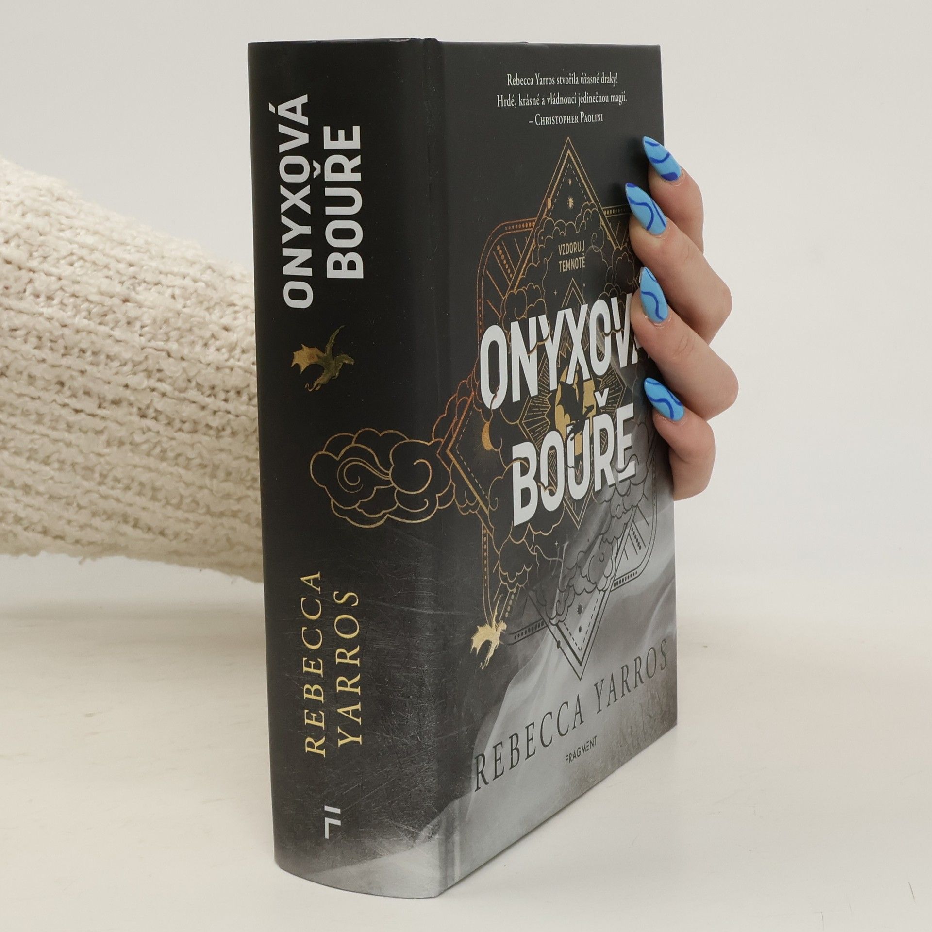 Rebecca Yarros Onyxová bouře