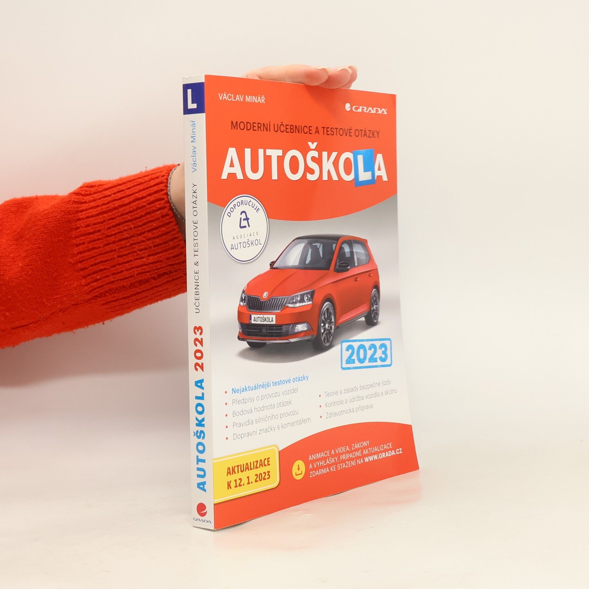 Václav Minář Autoškola: moderní učebnice a testové otázky: 2023