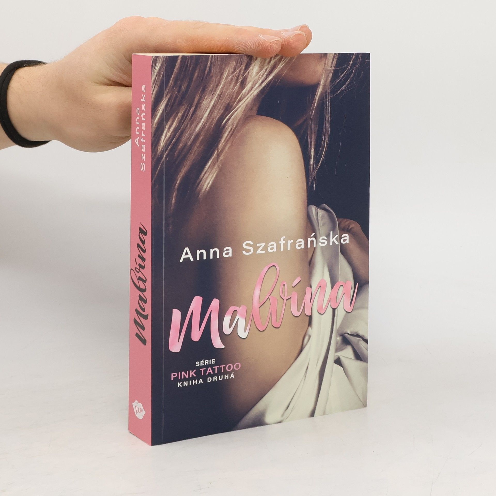 Pink Tattoo 2, Malvína