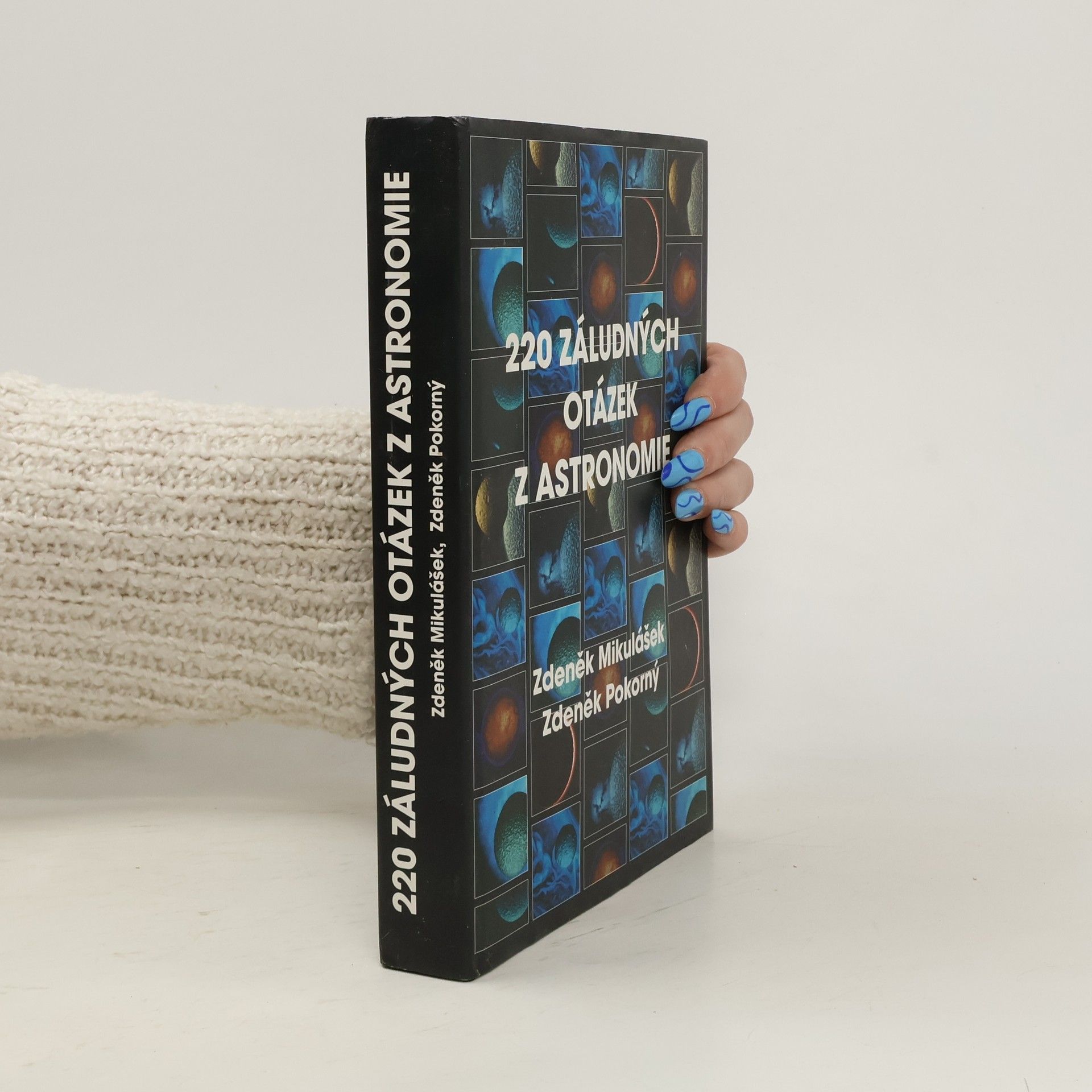 Zdeněk Pokorný 220 záludných otázek z astronomie