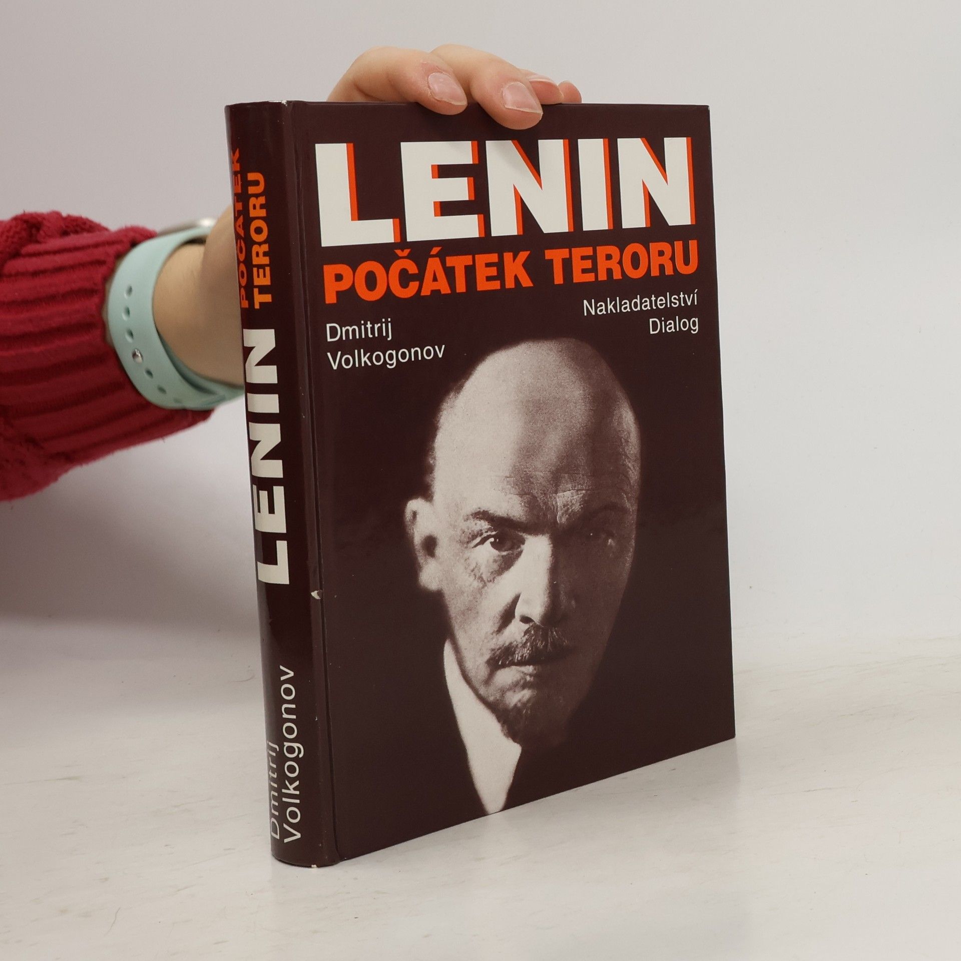 Lenin. Počátek teroru
