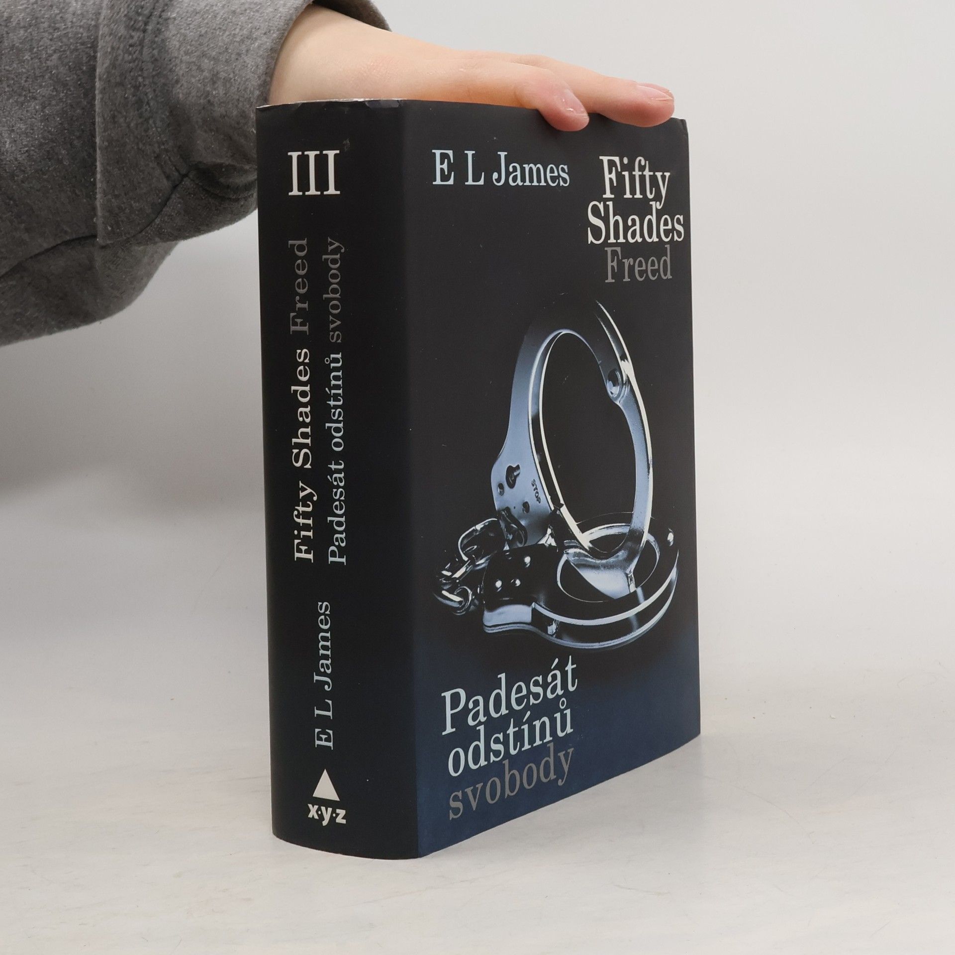 E L James Padesát odstínů svobody