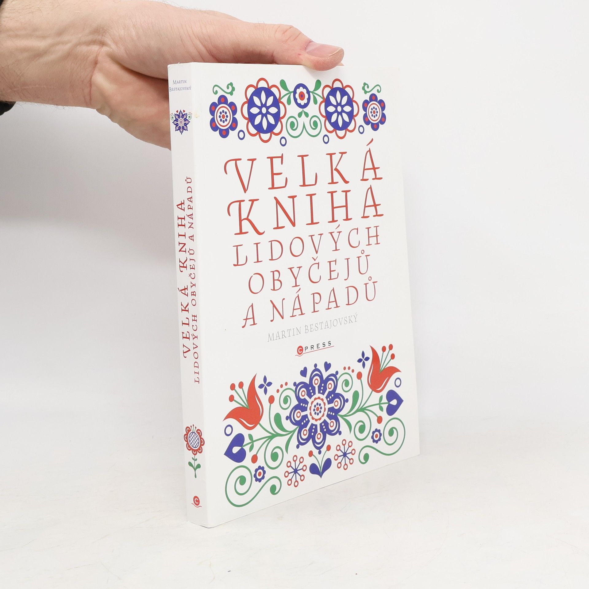 Velká kniha lidových obyčejů a nápadů