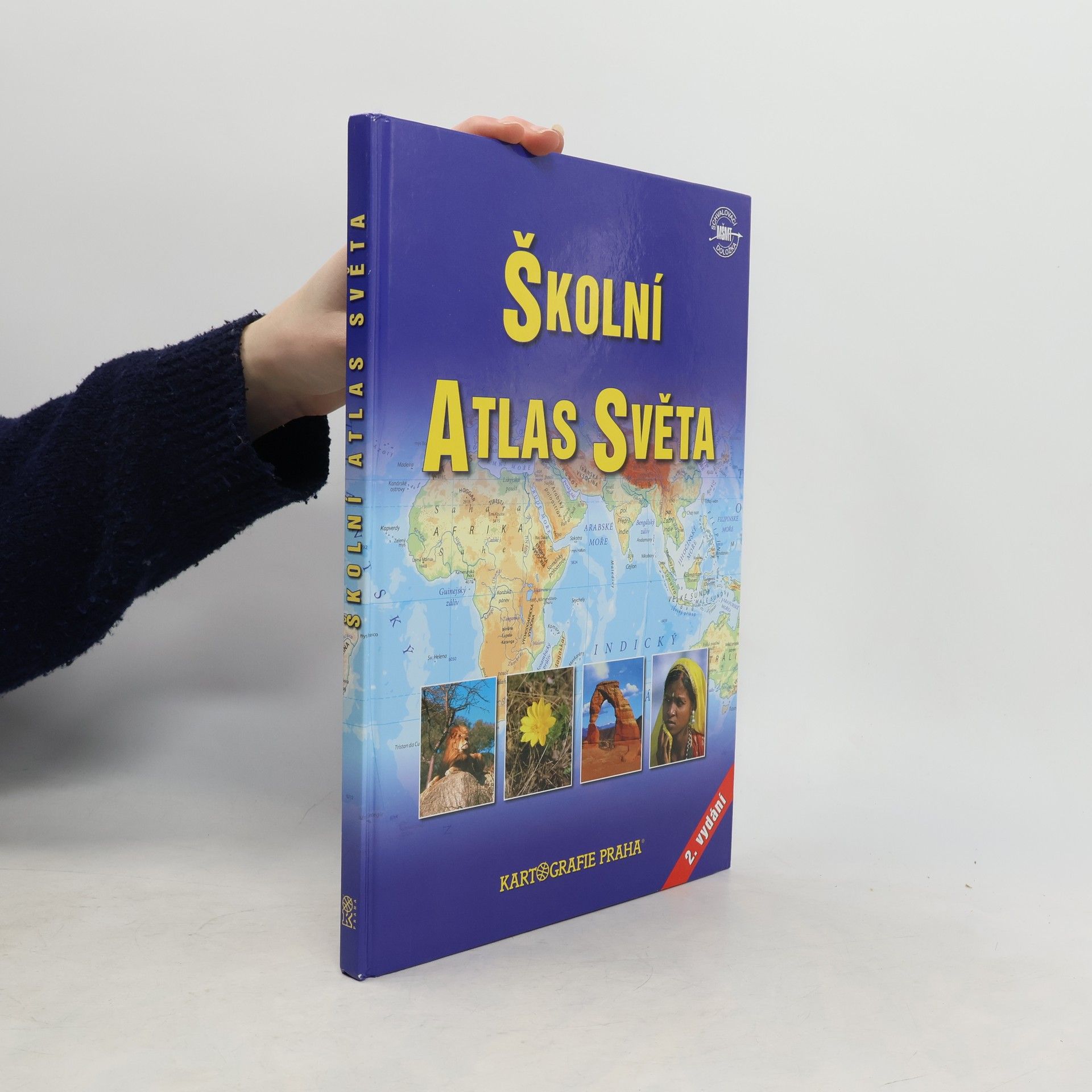 Various authors Školní atlas světa