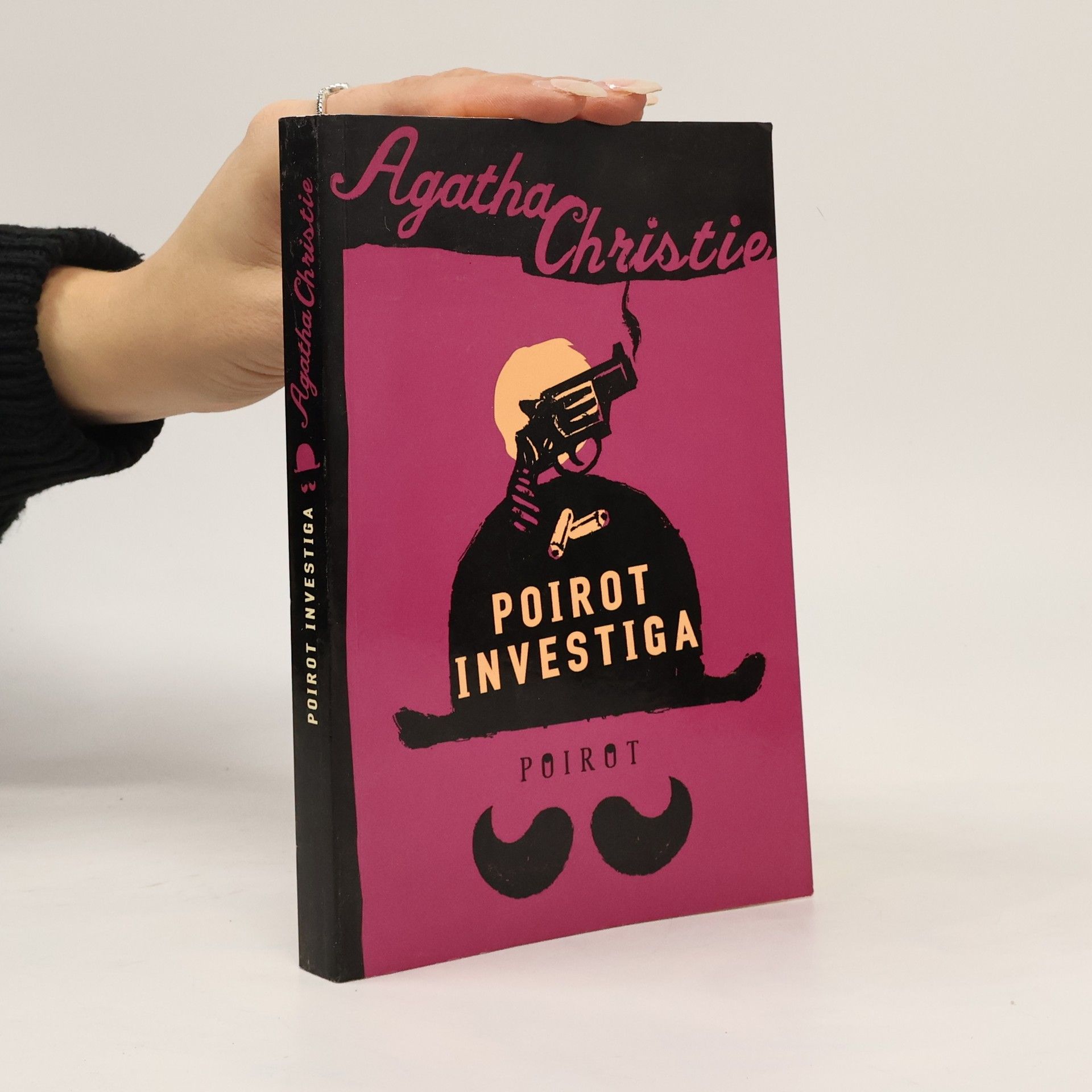 Agatha Christie Poirot investiga
