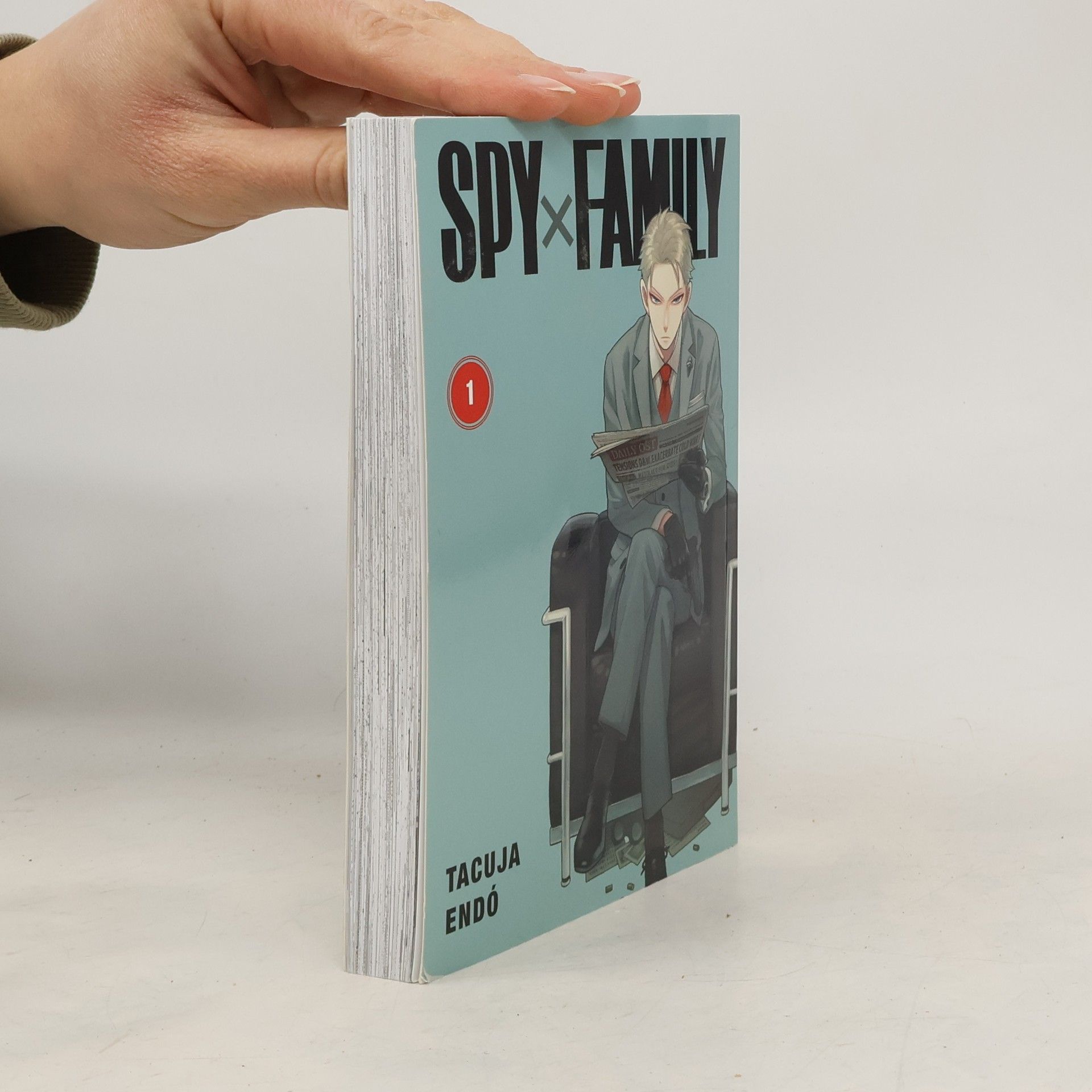 Tacuja Endó Spy x Family 1