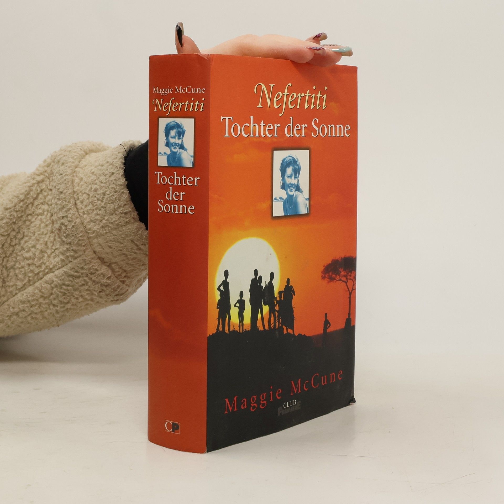 Nefertiti. Tochter der Sonne