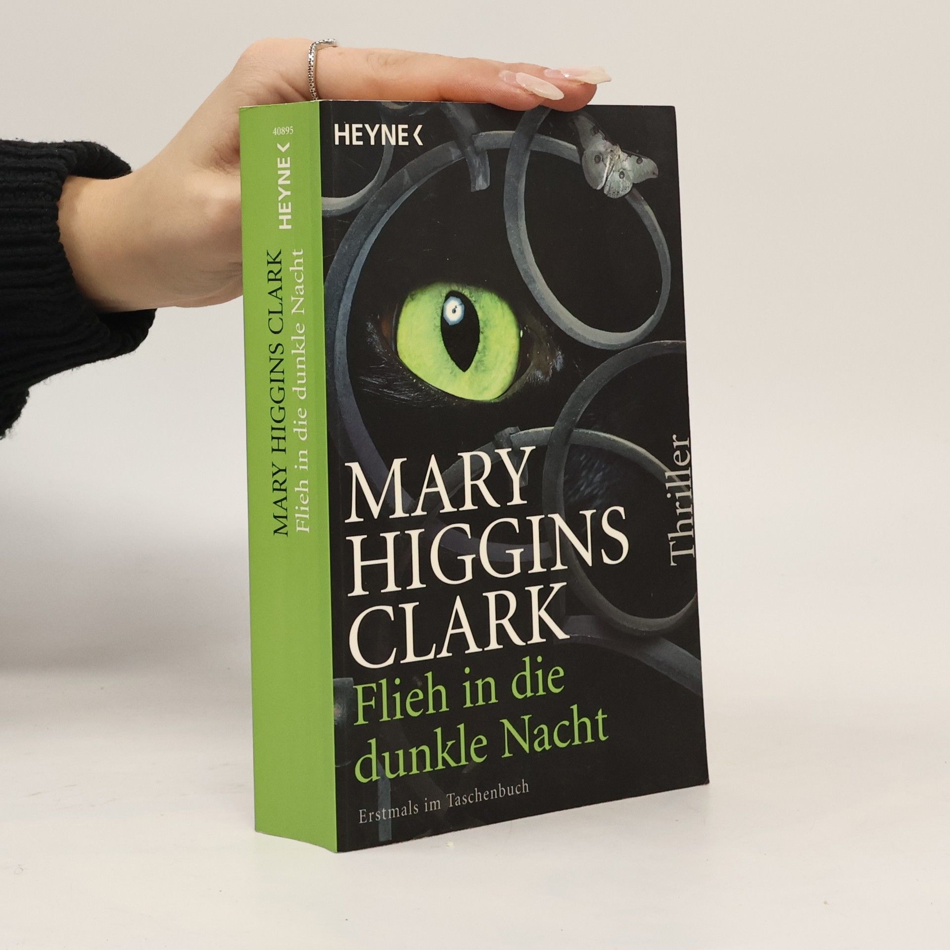 Flieh in die dunkle Nacht