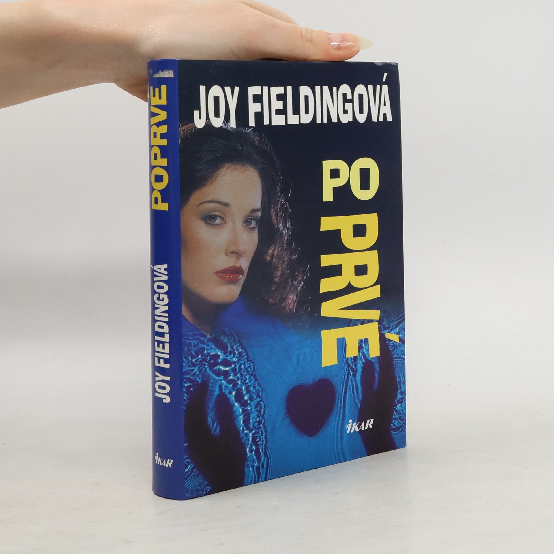 Joy Fielding Poprvé