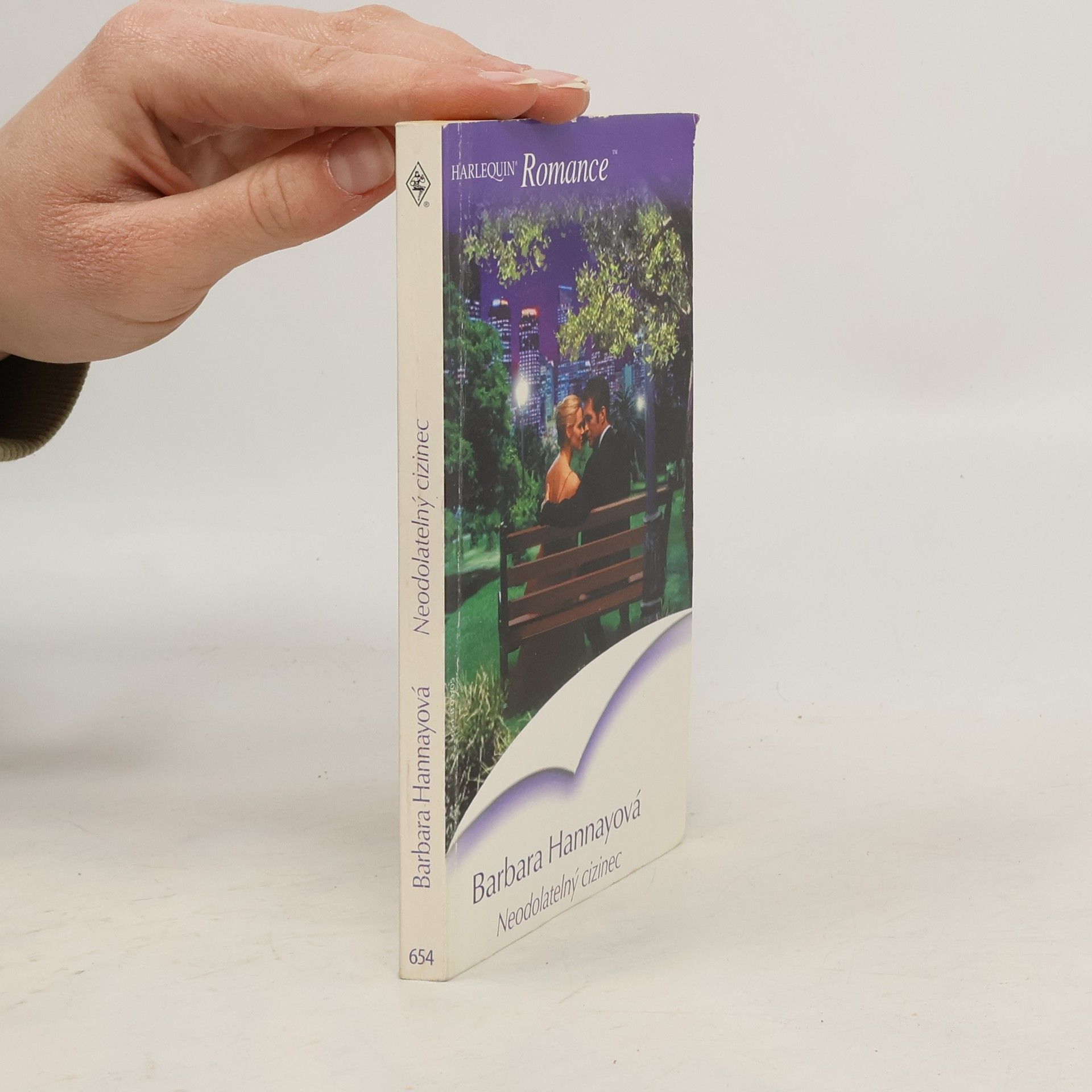 Barbara Hannay Neodolatelný cizinec