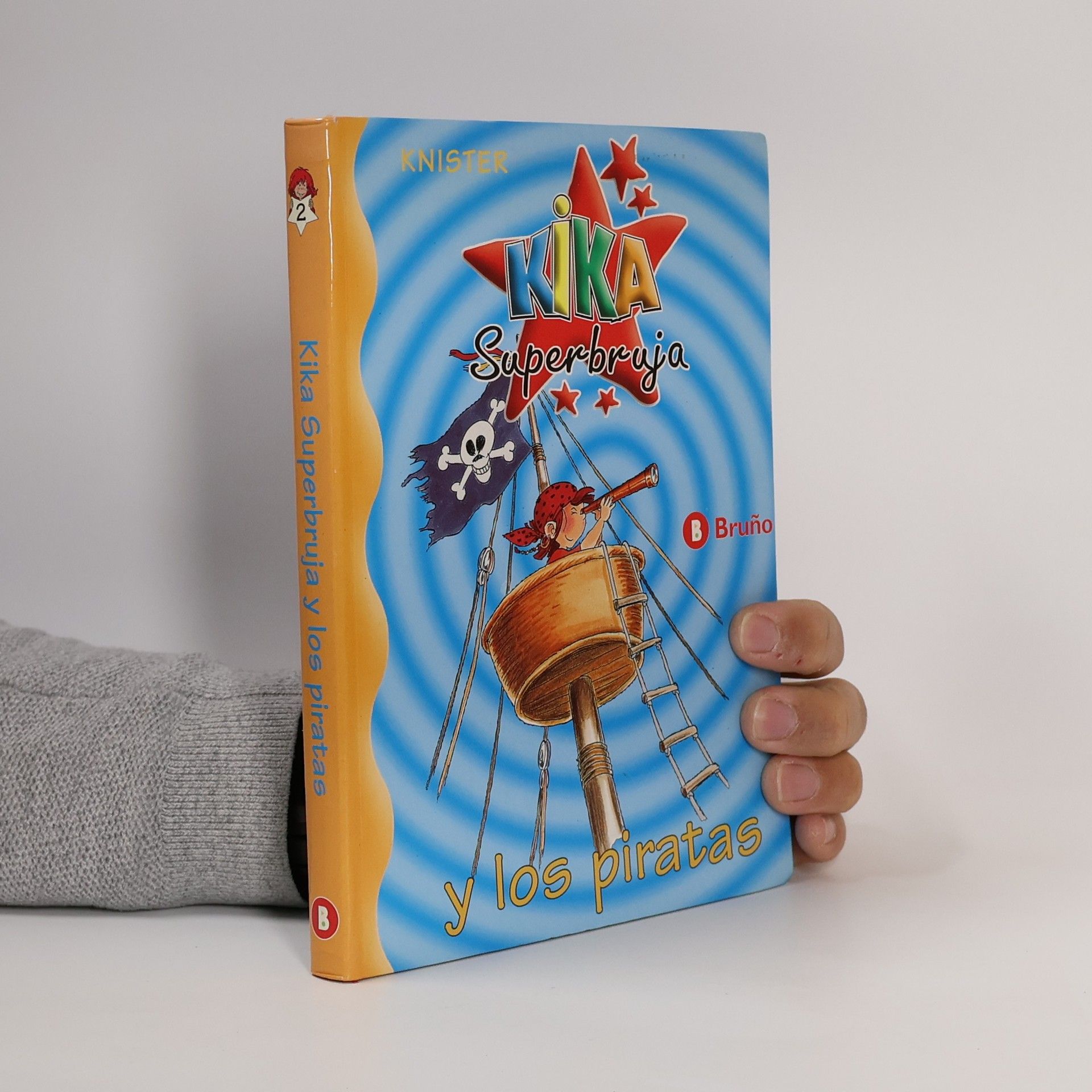 Knister Kika Superbruja y los piratas
