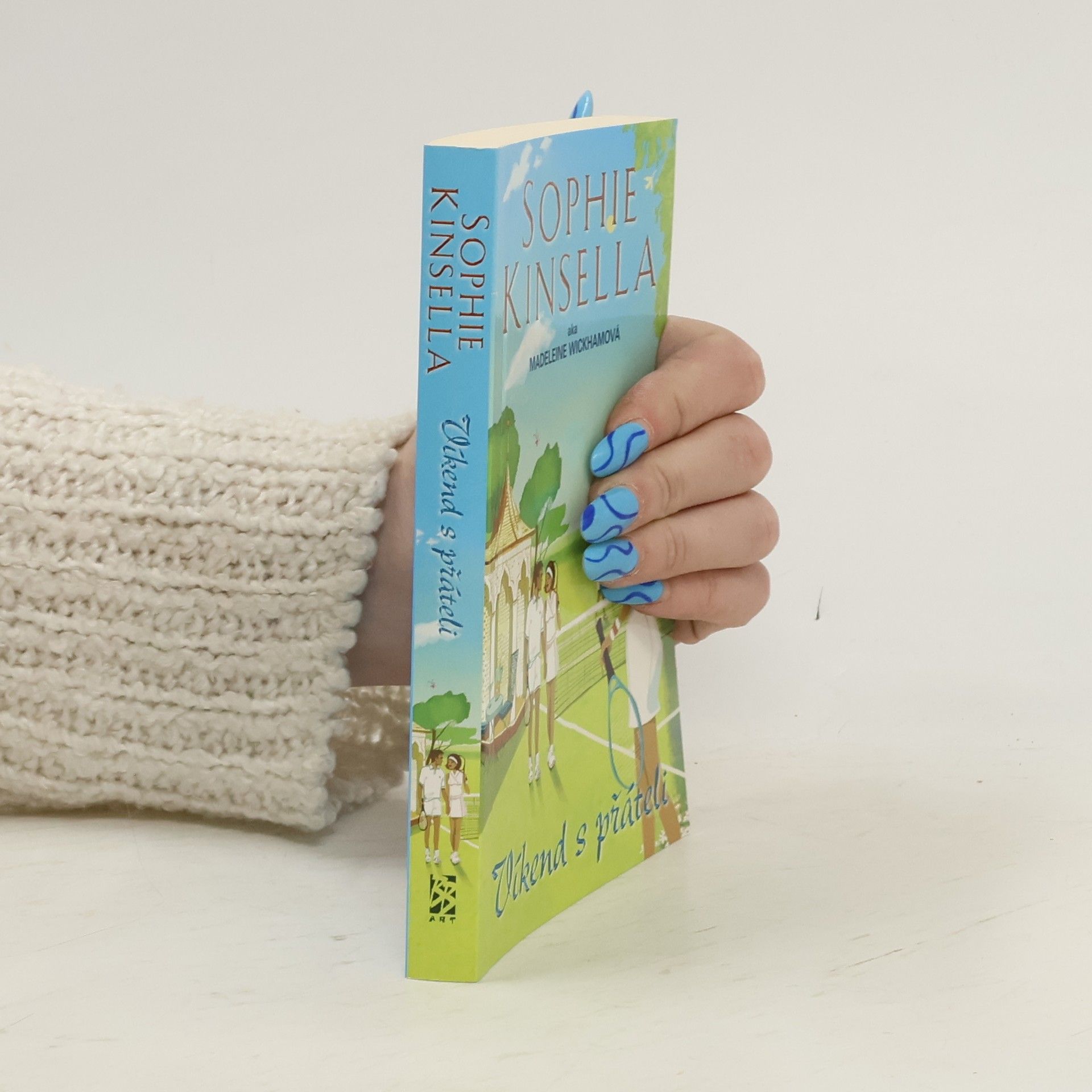 Sophie Kinsella Víkend s přáteli