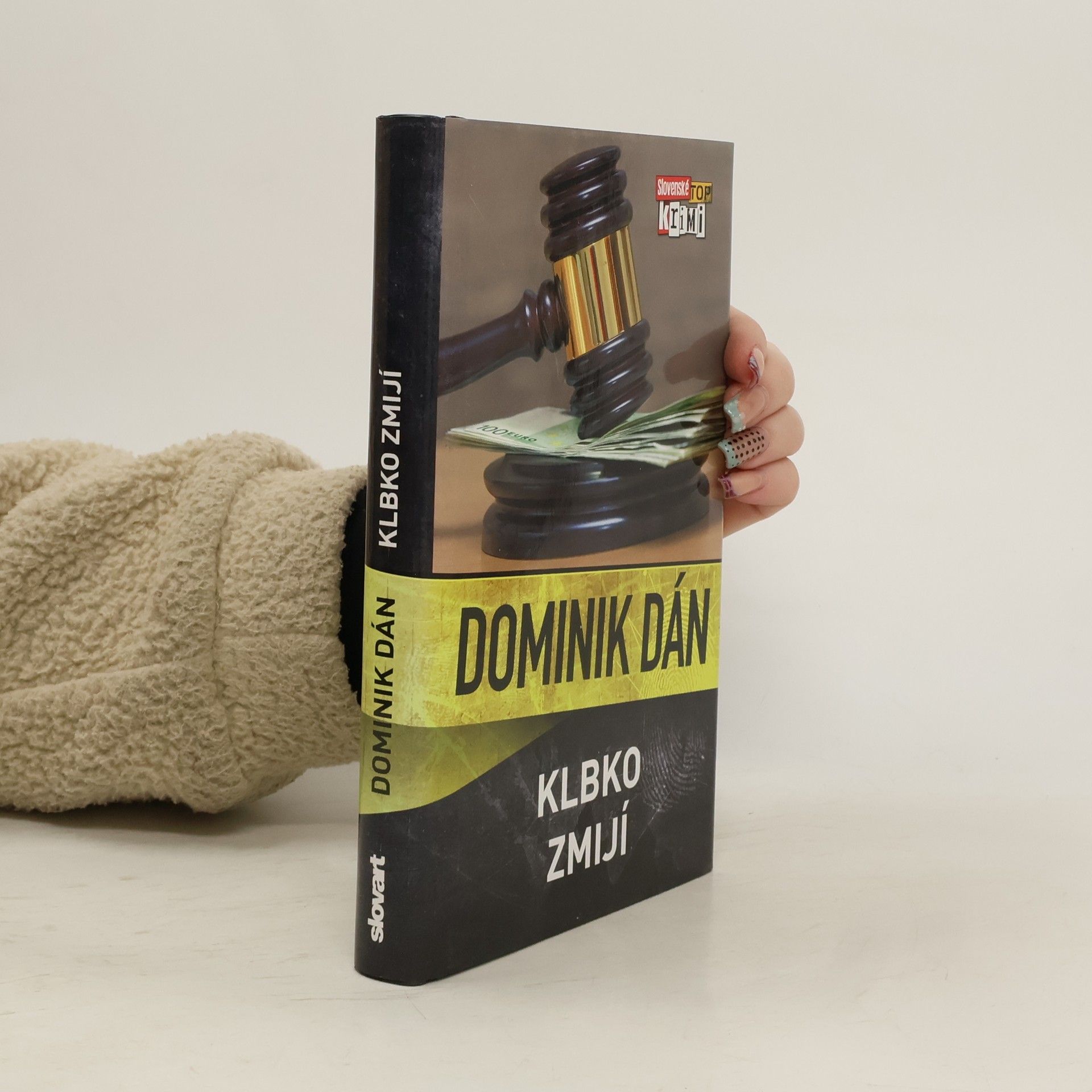 Dominik Dán Klbko zmijí