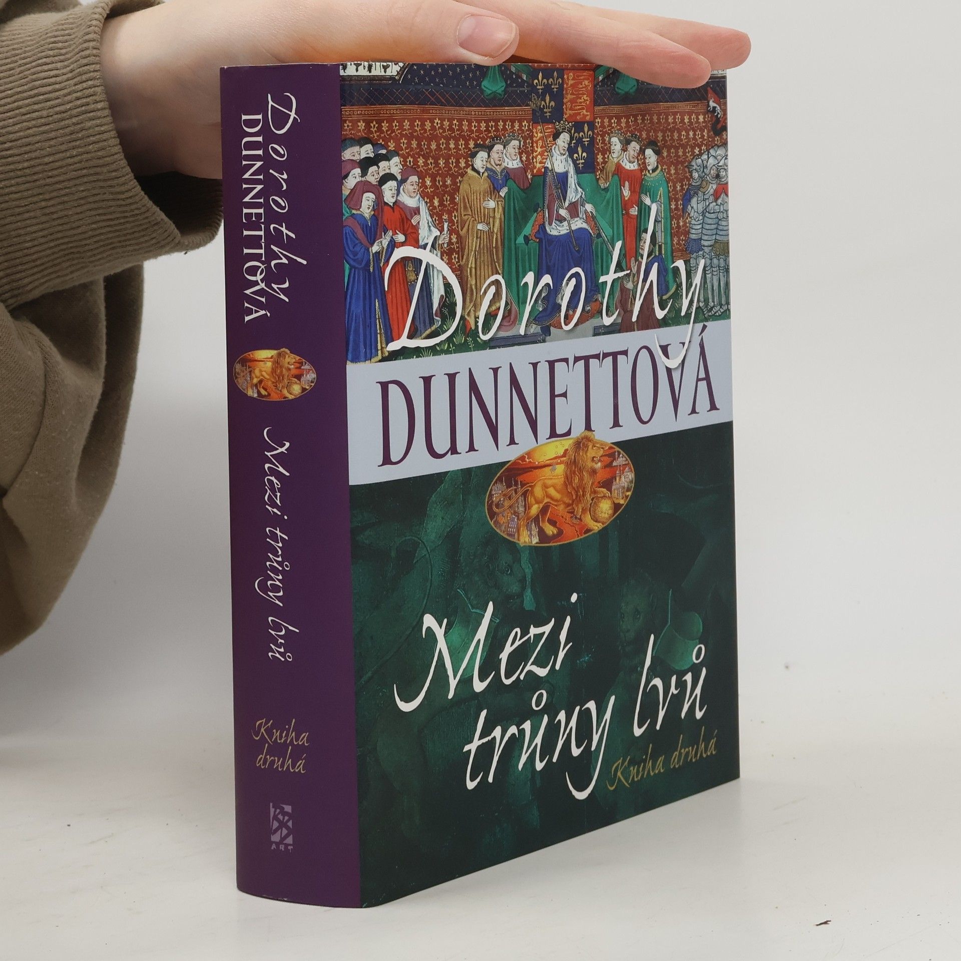 Dorothy Dunnett Mezi trůny lvů 2