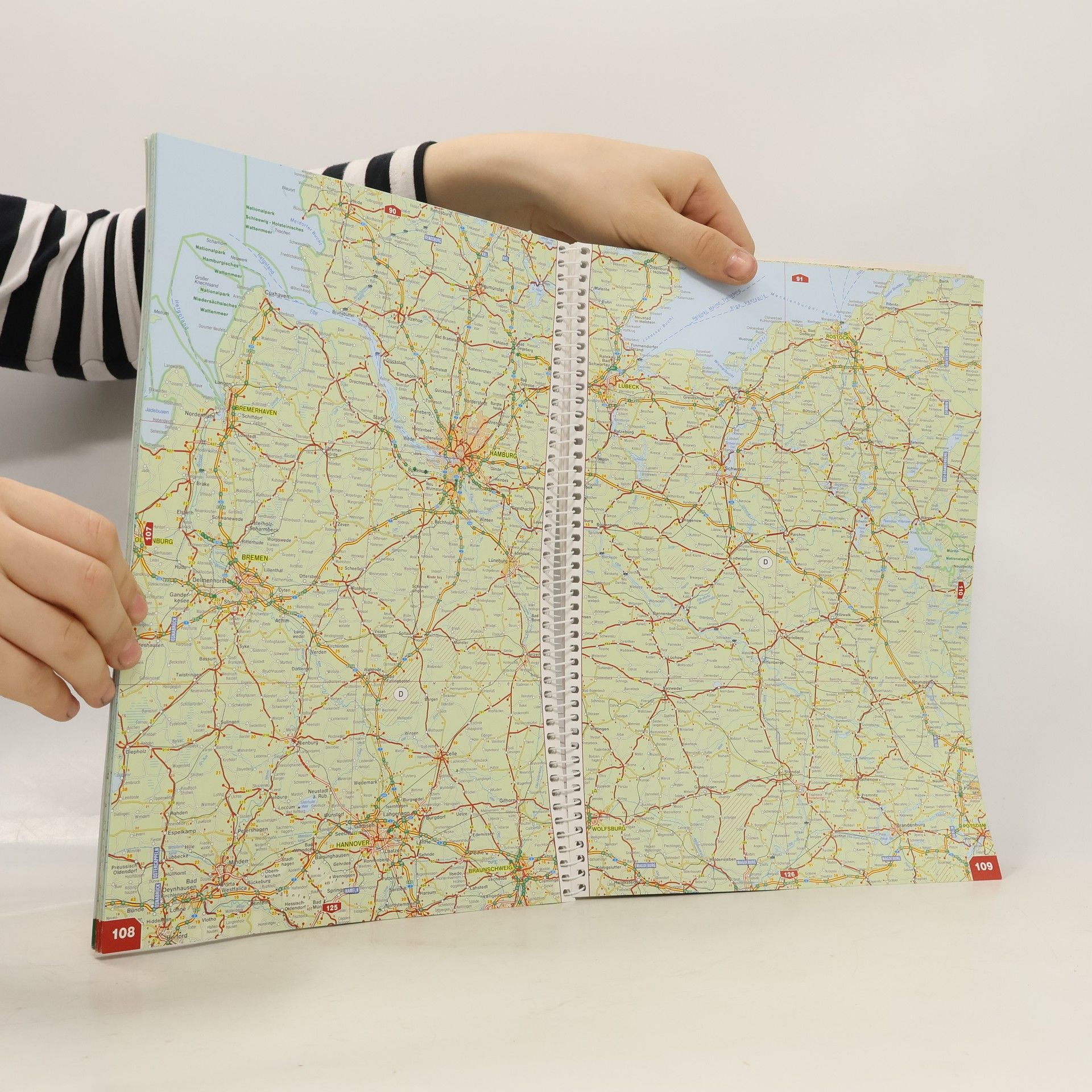 Kolektív autorov Autoatlas Evropa. Európa, Europa, Europe. 1:800 000