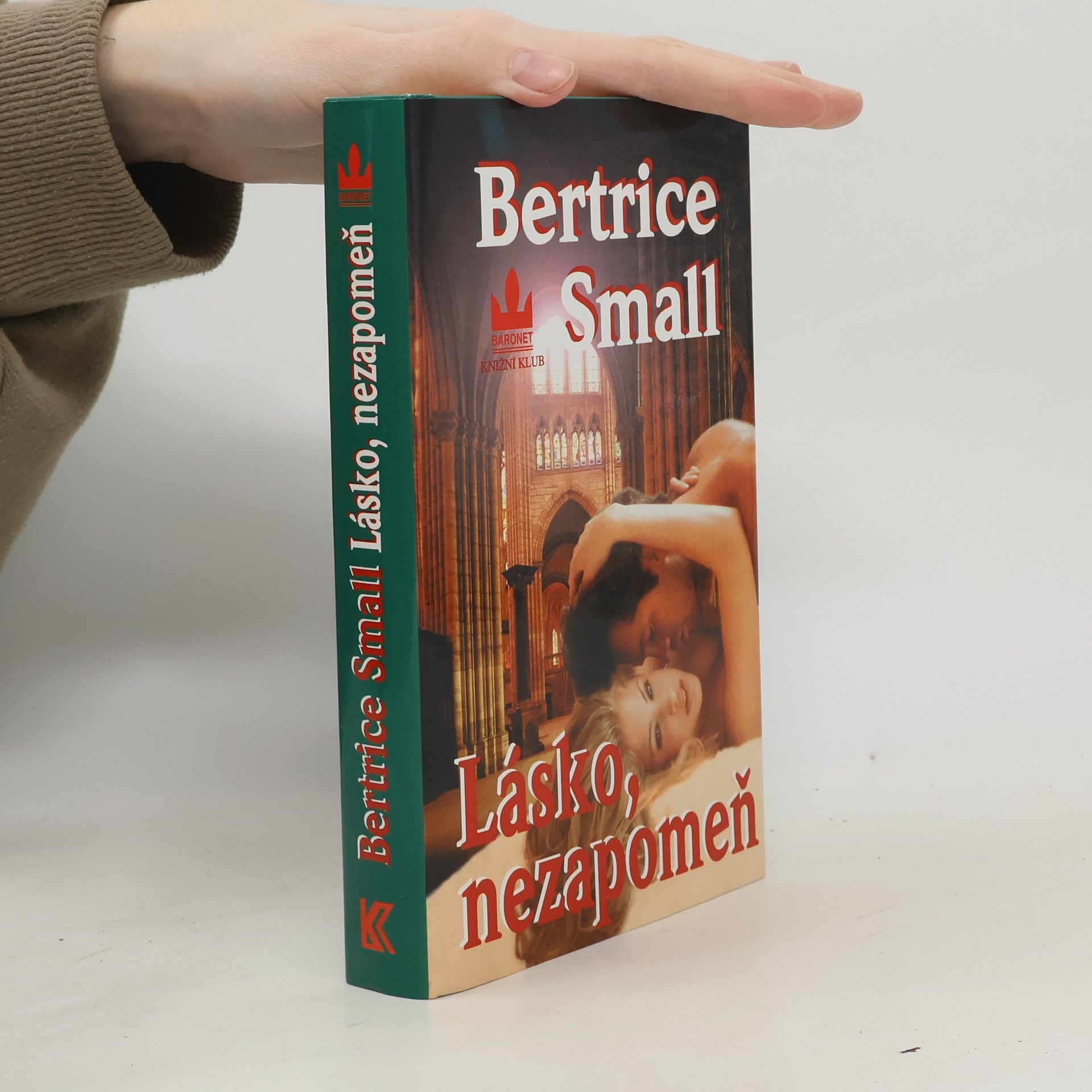 Bertrice Small Lásko, nezapomeň