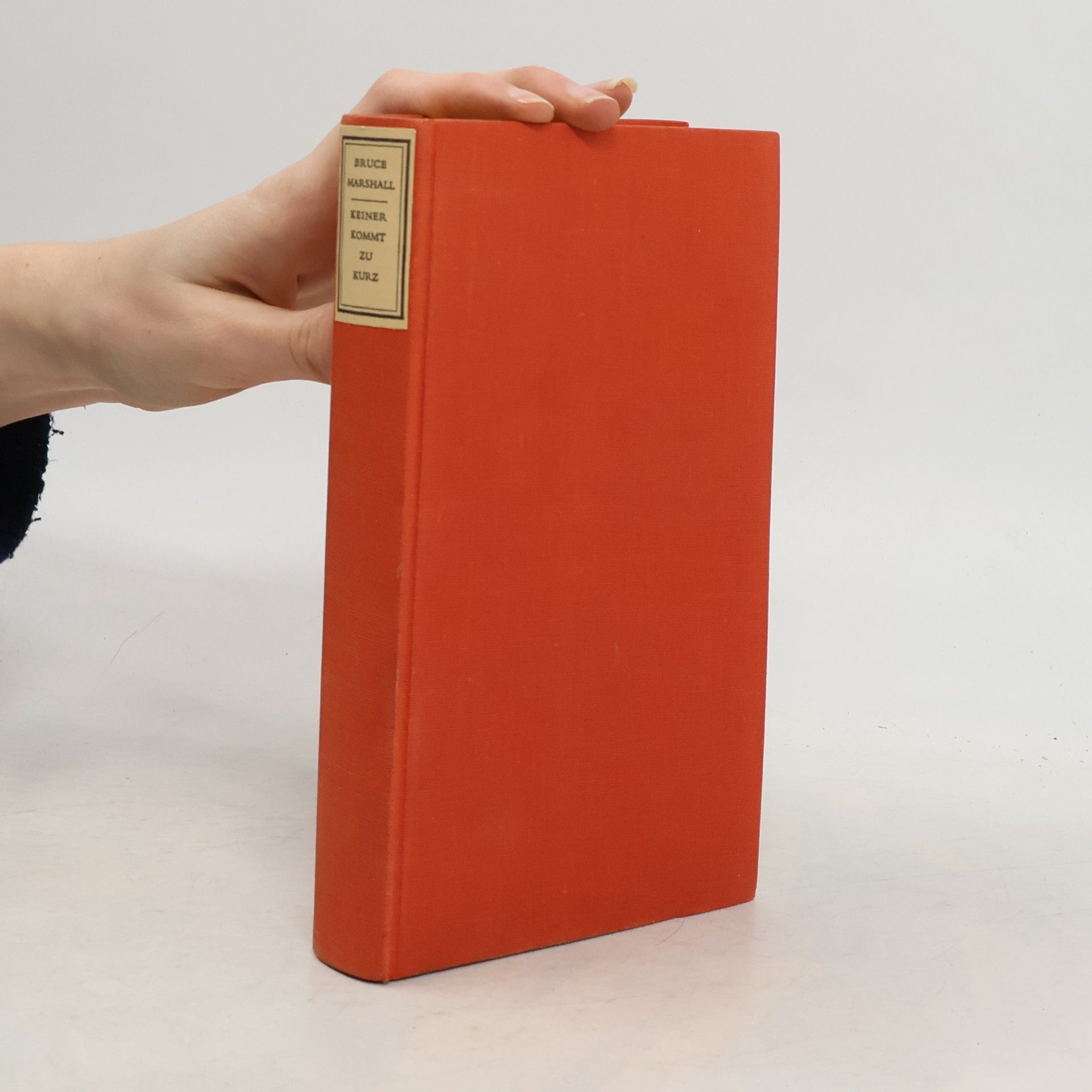 Bruce Marshall Keiner kommt zu kurz