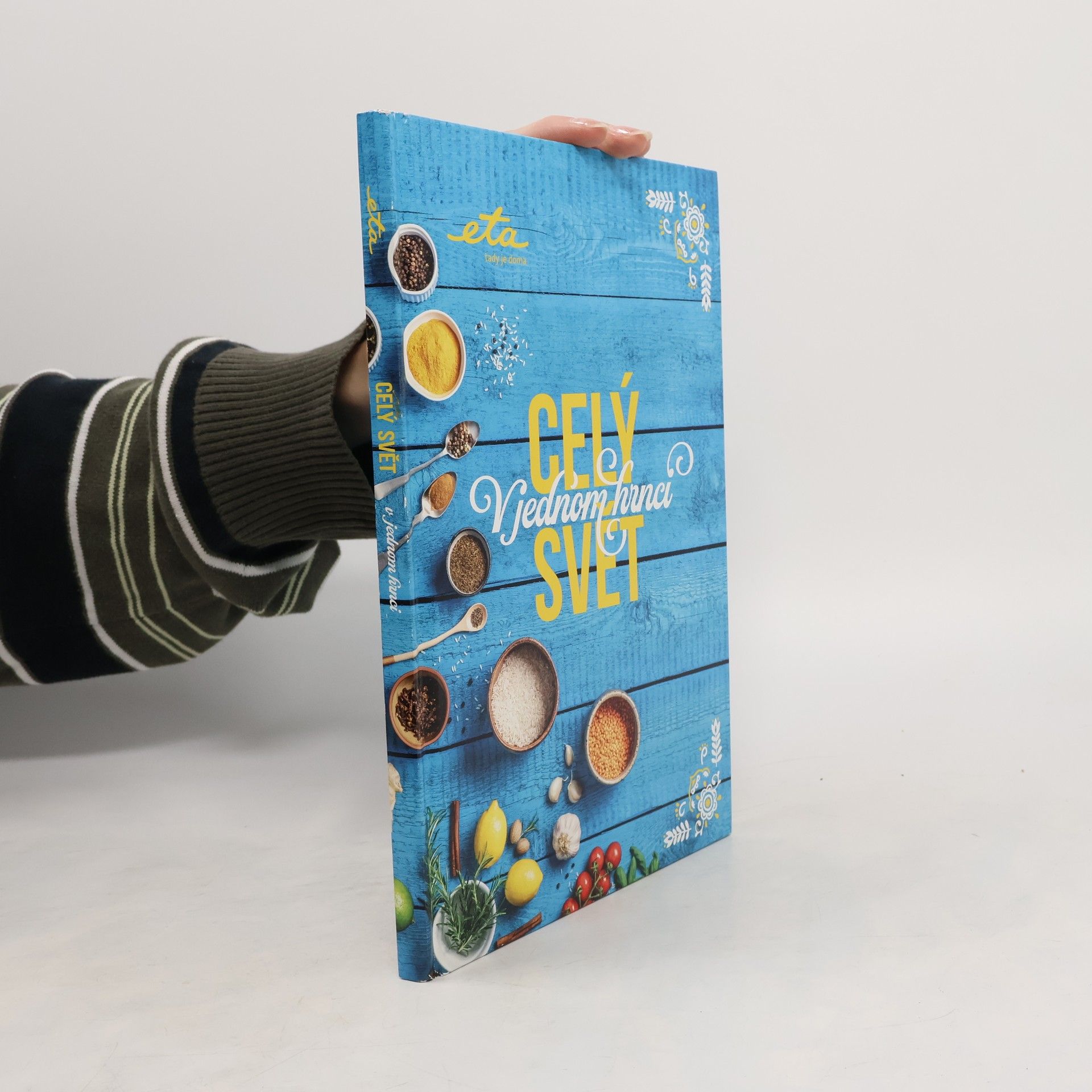 Kateřina Šeligová Celý svět v jednom hrnci