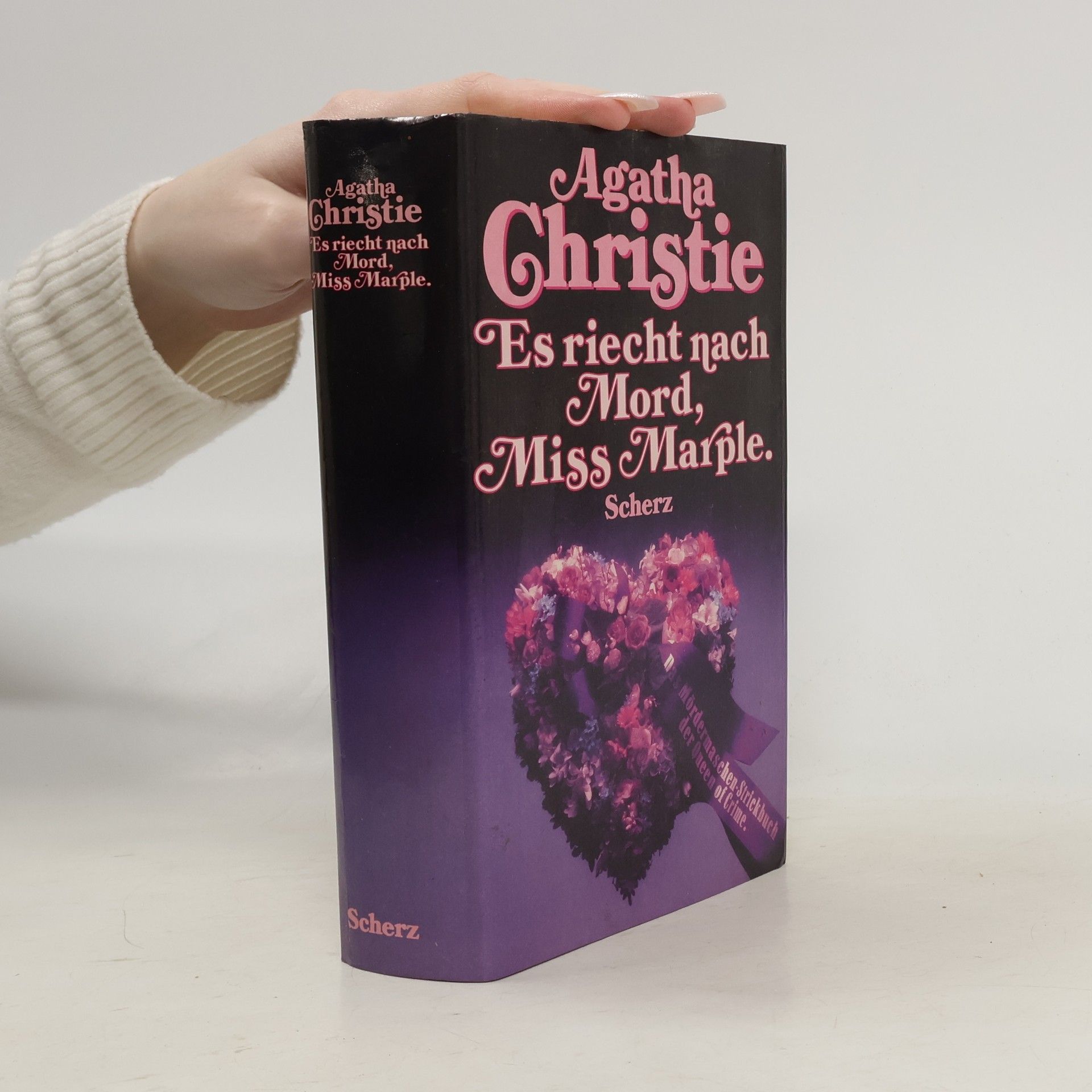 Agatha Christie Es riecht nach Mord, Miss Marple