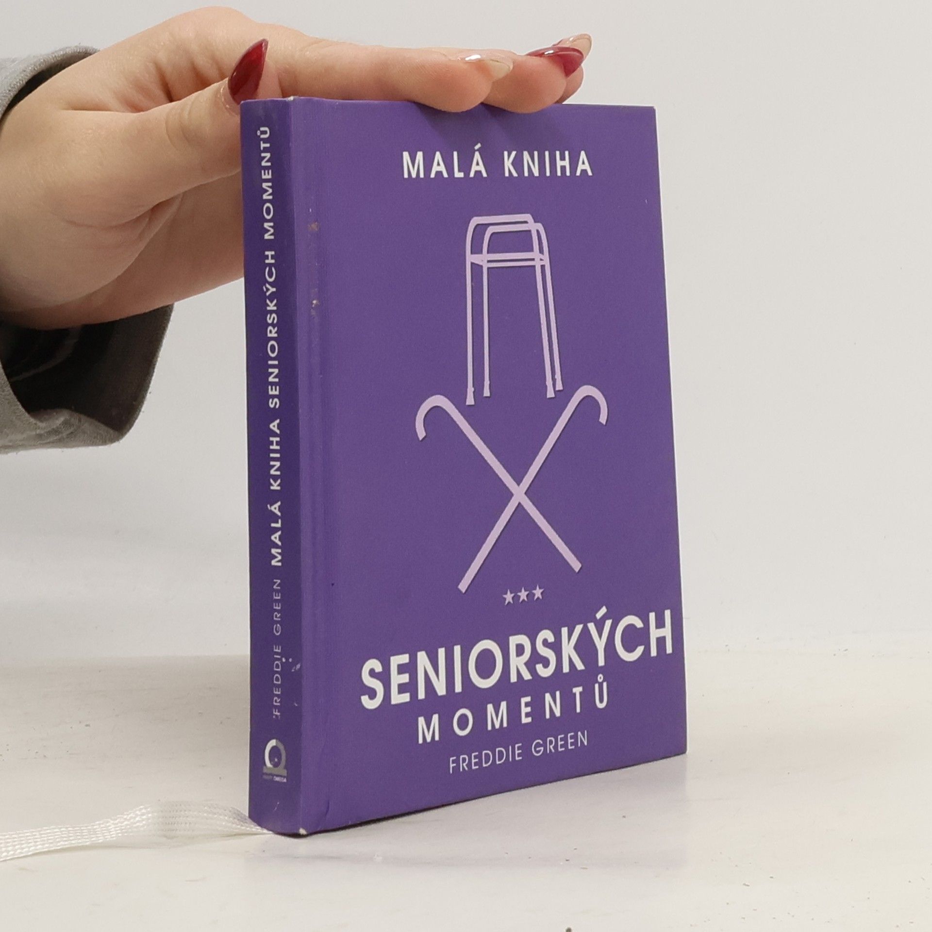 Malá kniha seniorských momentů