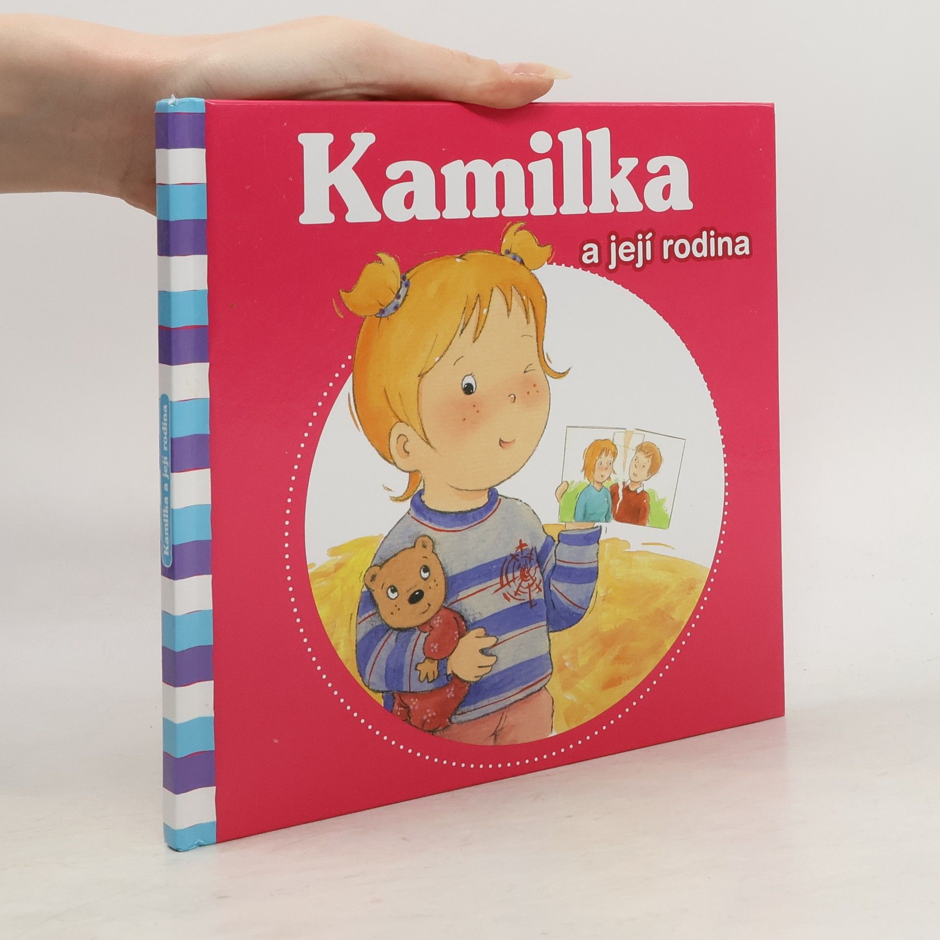 Nancy Delvaux Kamilka a její rodina