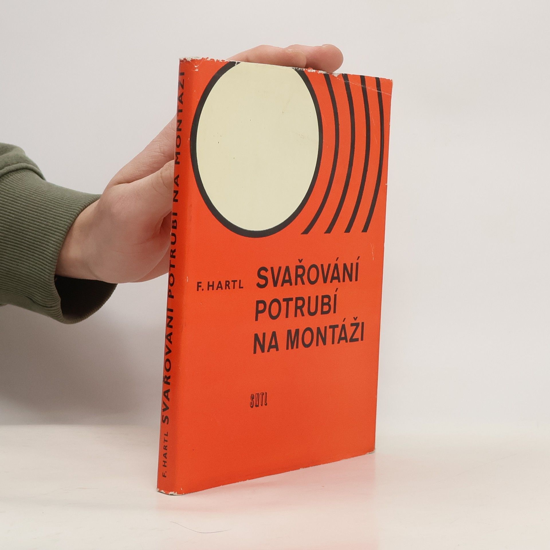 František Hartl Svařování potrubí na montáži