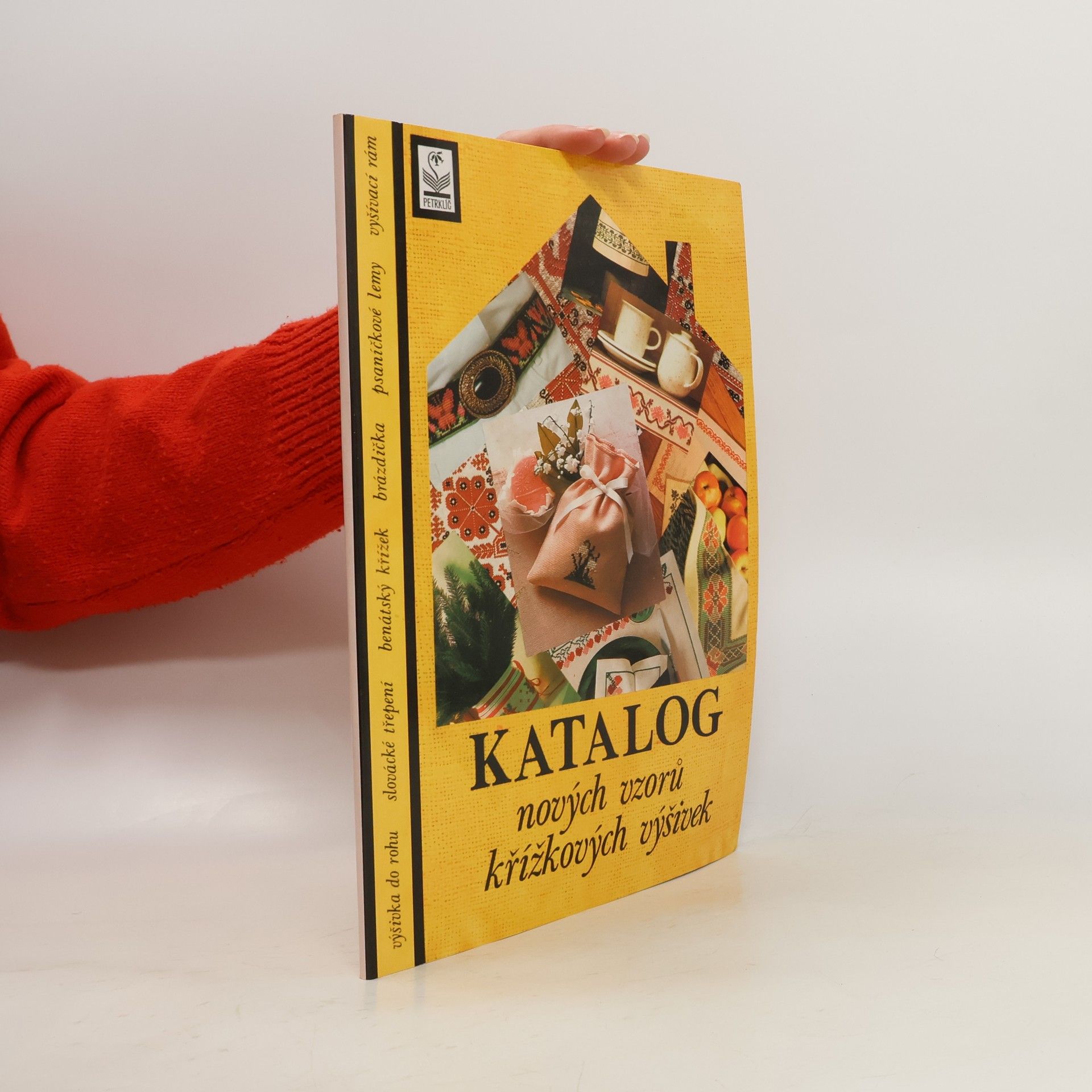 Jitka Svobodová Katalog nových vzorů křížkových výšivek