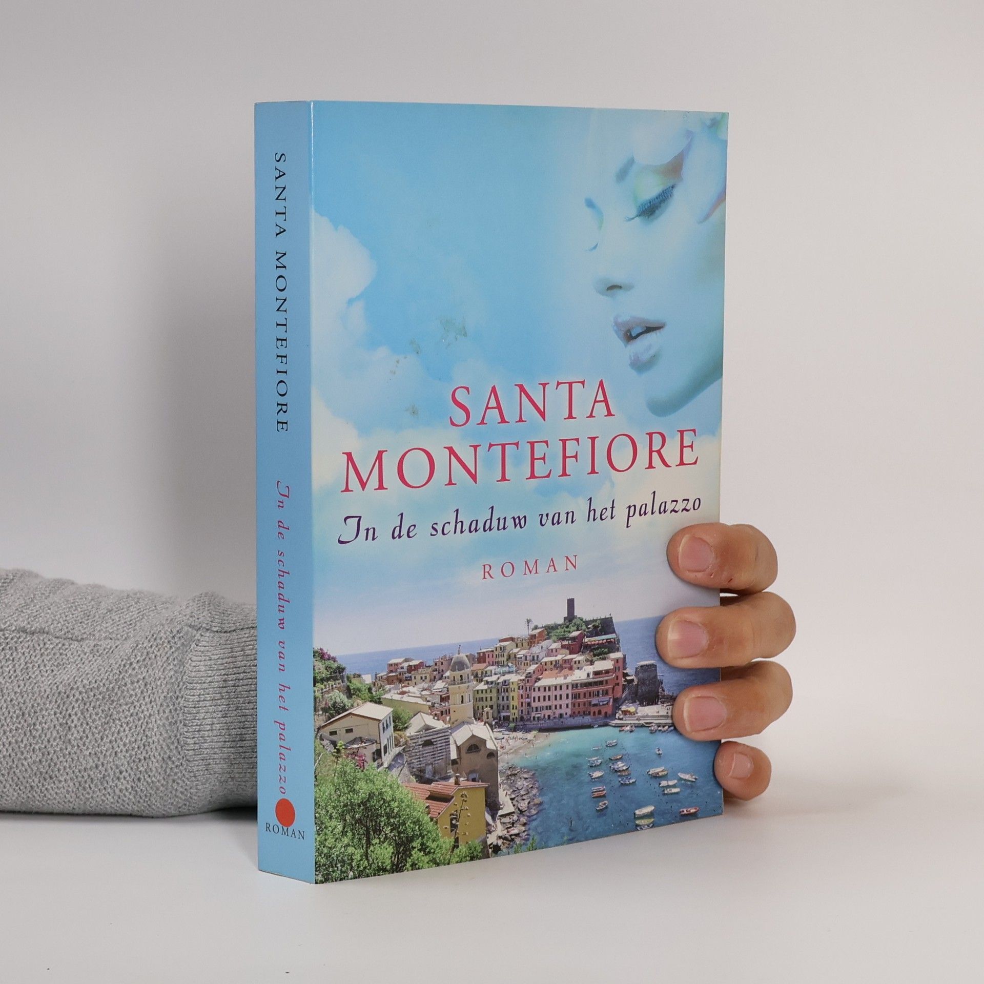 Santa Montefiore In de schaduw van het palazzo