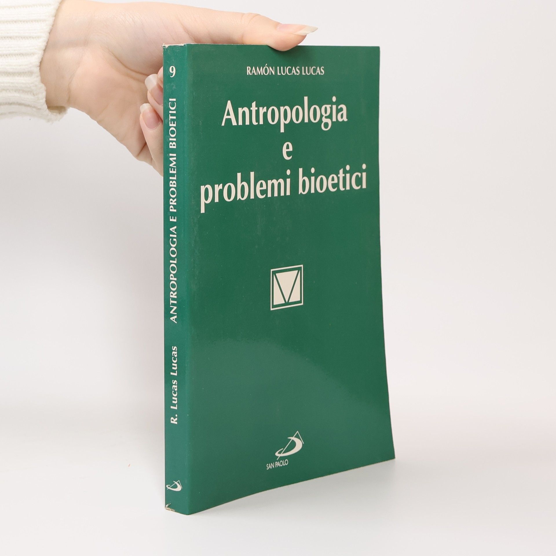 Ramón Lucas Lucas Teologia morale. Studi e testi - 9: Antropologia e problemi bioetici