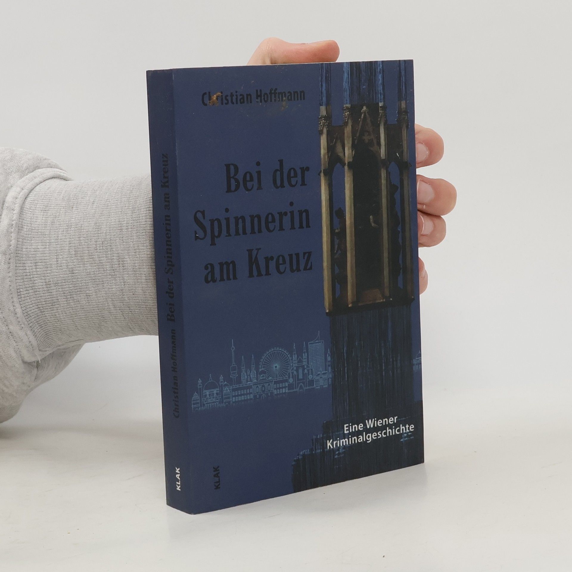 Bei der Spinnerin am Kreuz