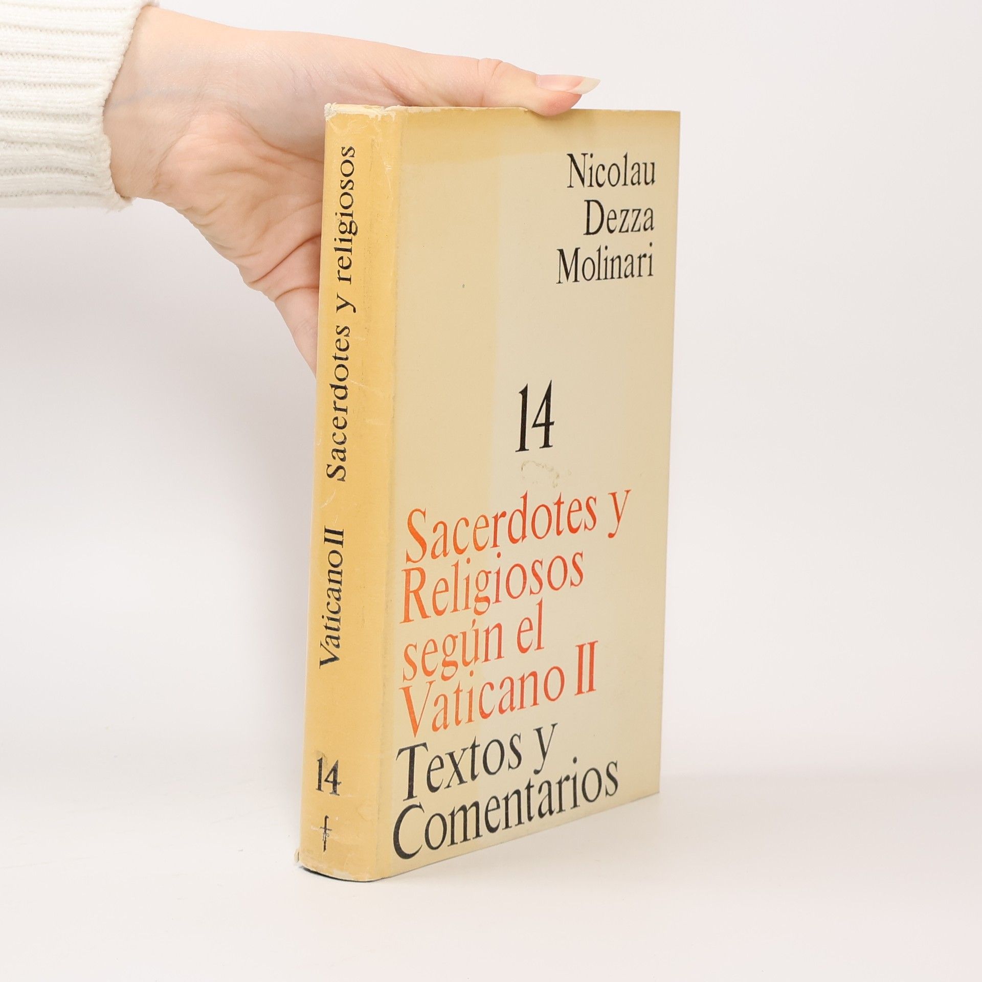 Miguel Nicolau Sacerdotes y religiosos según el Vaticano II