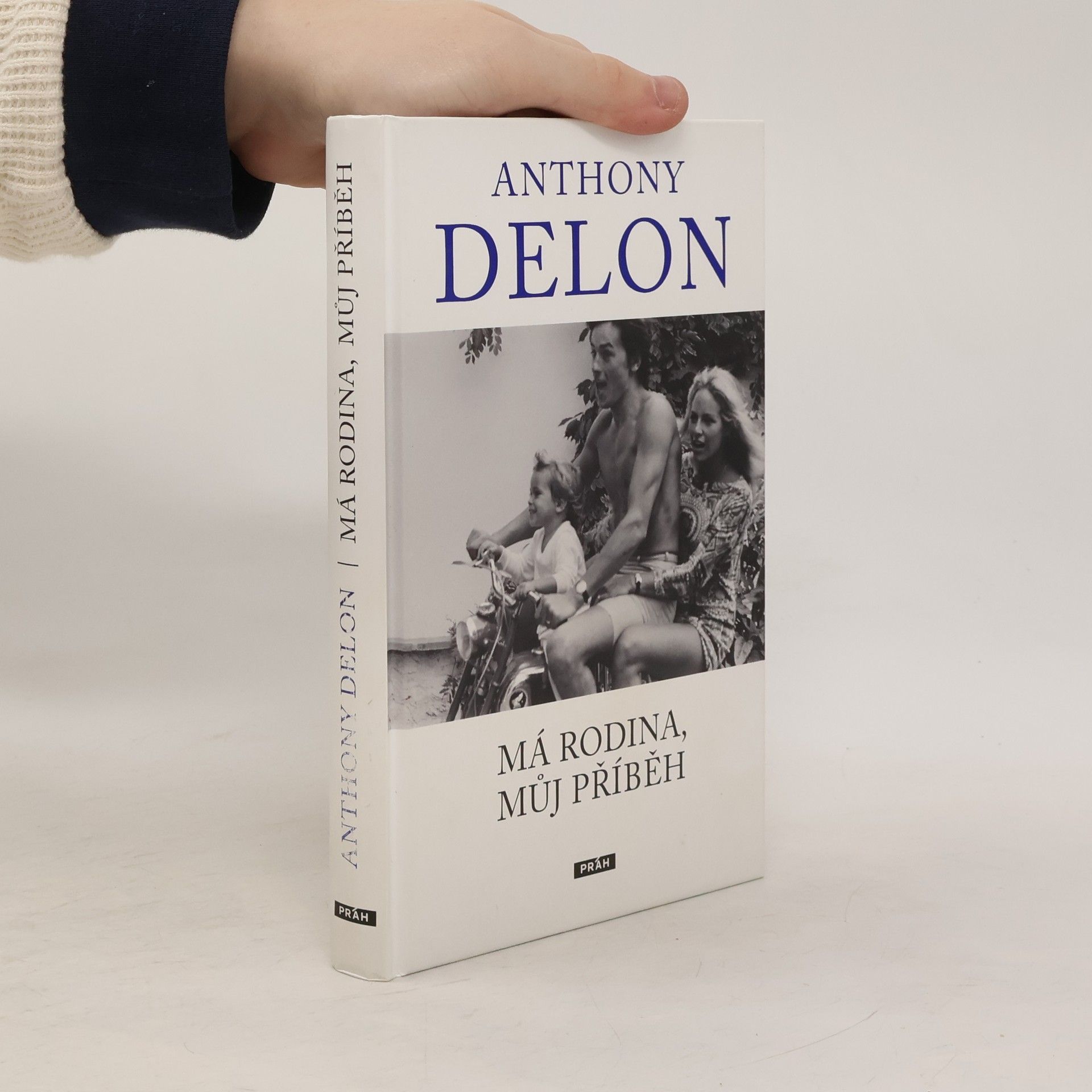 Petr Felčer Anthony Delon : má rodina, můj příběh