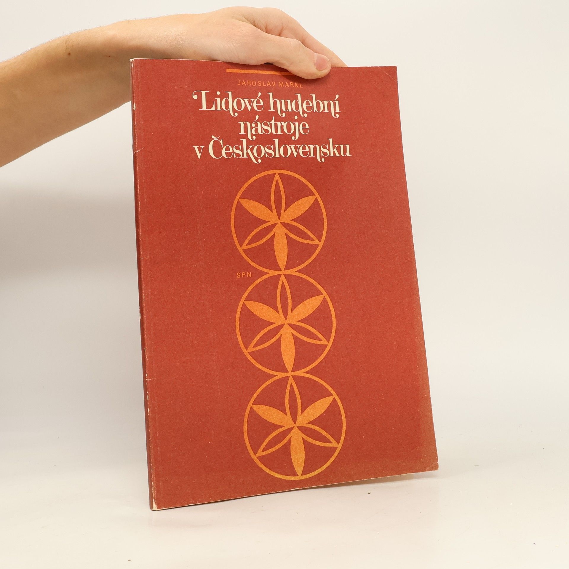 Jaroslav Markl Lidové hudební nástroje v Československu