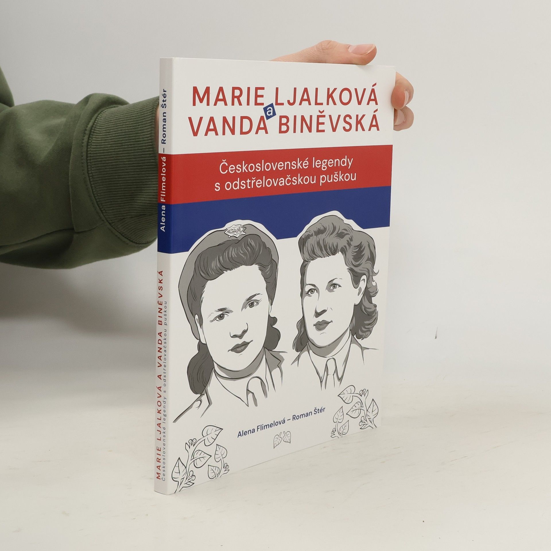 Marie Ljalková a Vanda Biněvská. československé legendy s odstřelovačskou puškou