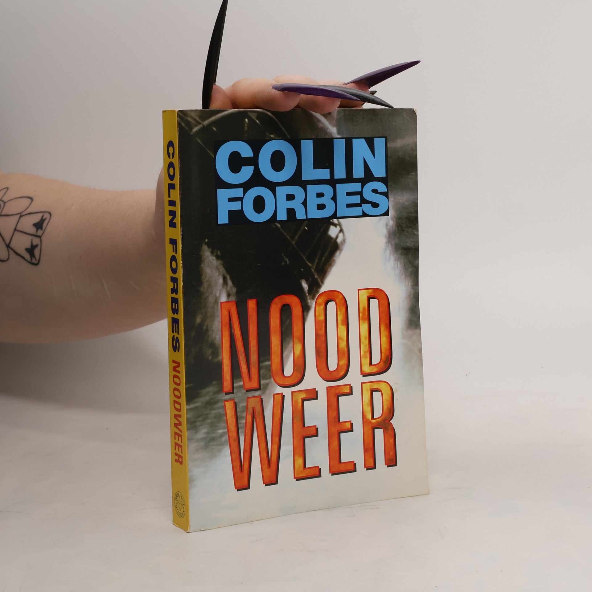 Colin Forbes Noodweer