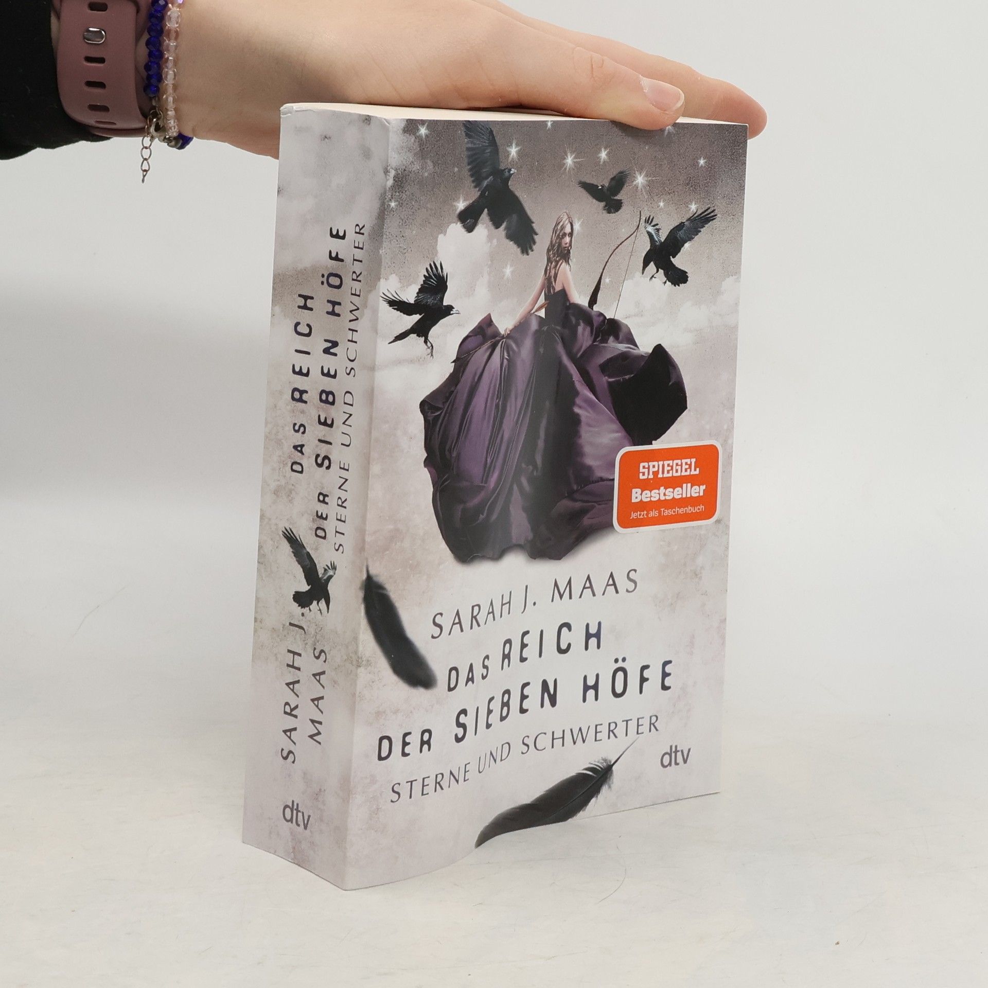 Sarah J. Maas Das Reich der sieben Höfe. Sterne und Schwerter