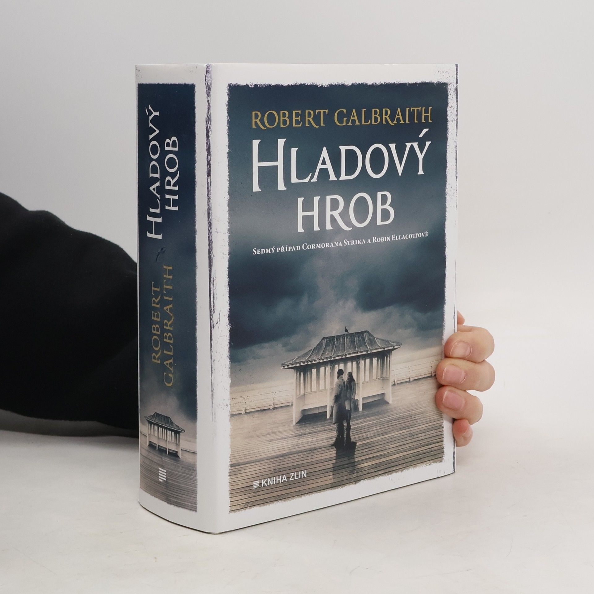 Robert Galbraith Hladový hrob