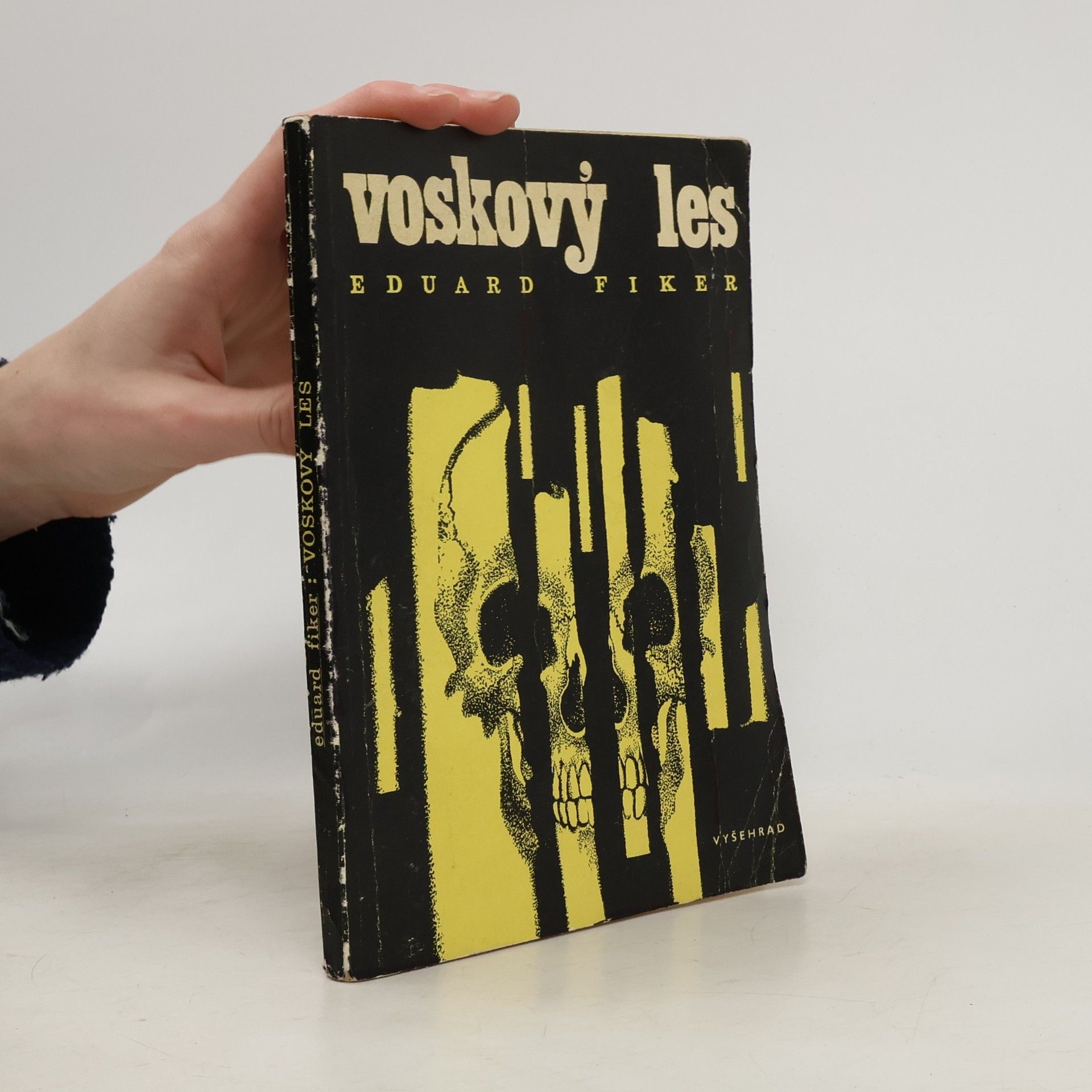 Eduard Fiker Voskový les