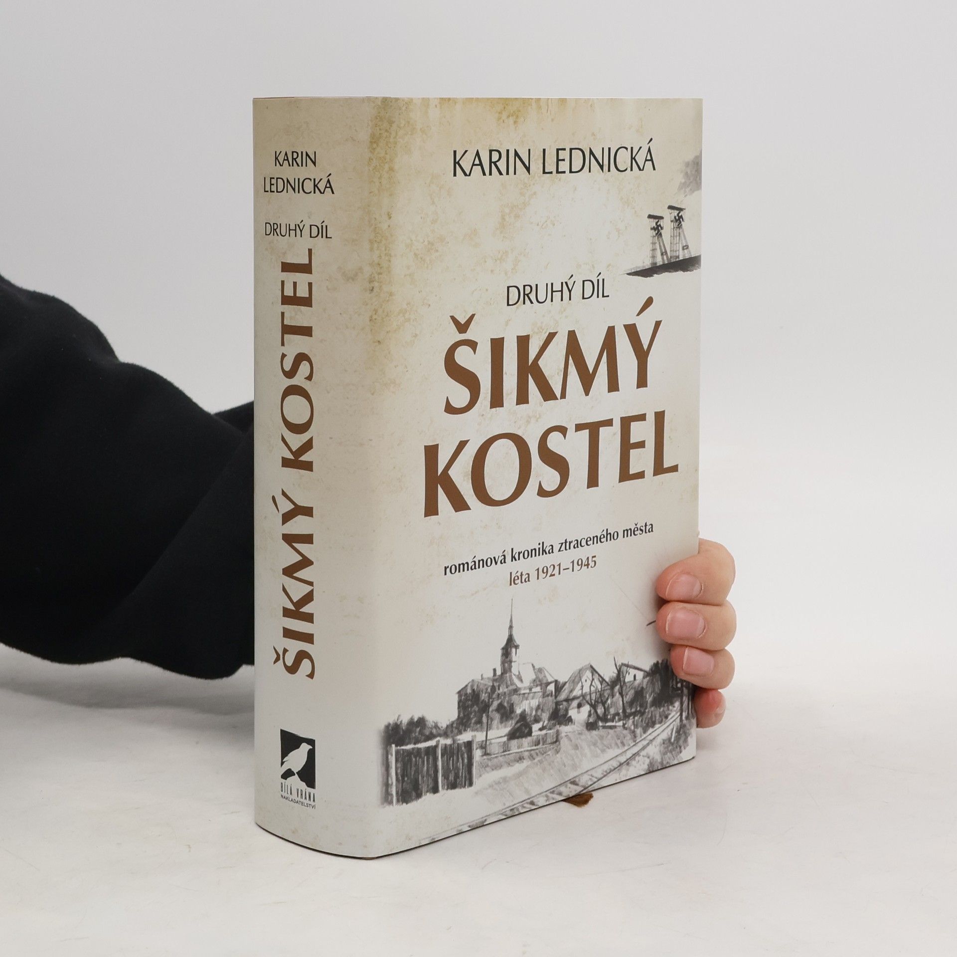 Karin Lednická Šikmý kostel 2